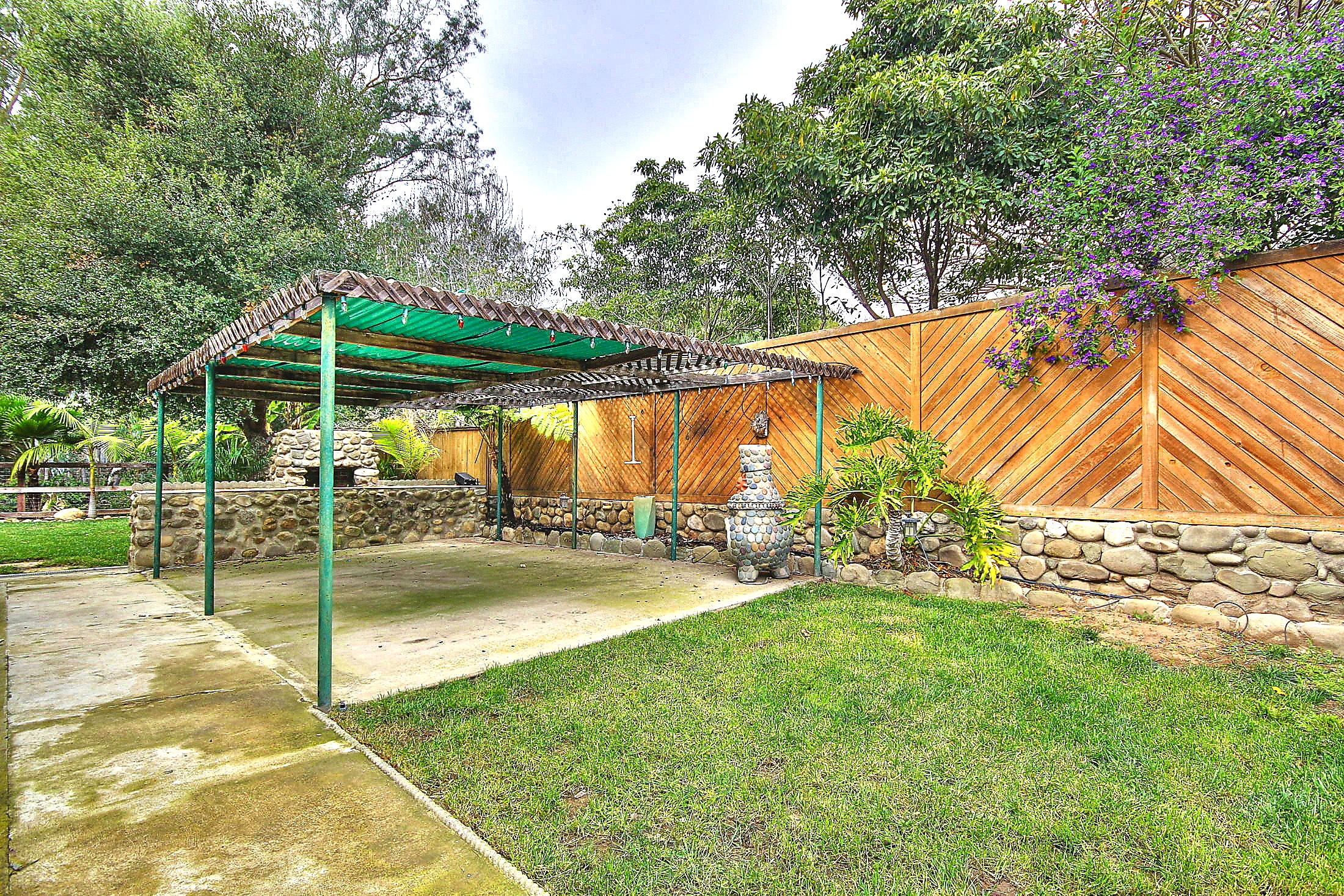 583 El Sueno Road