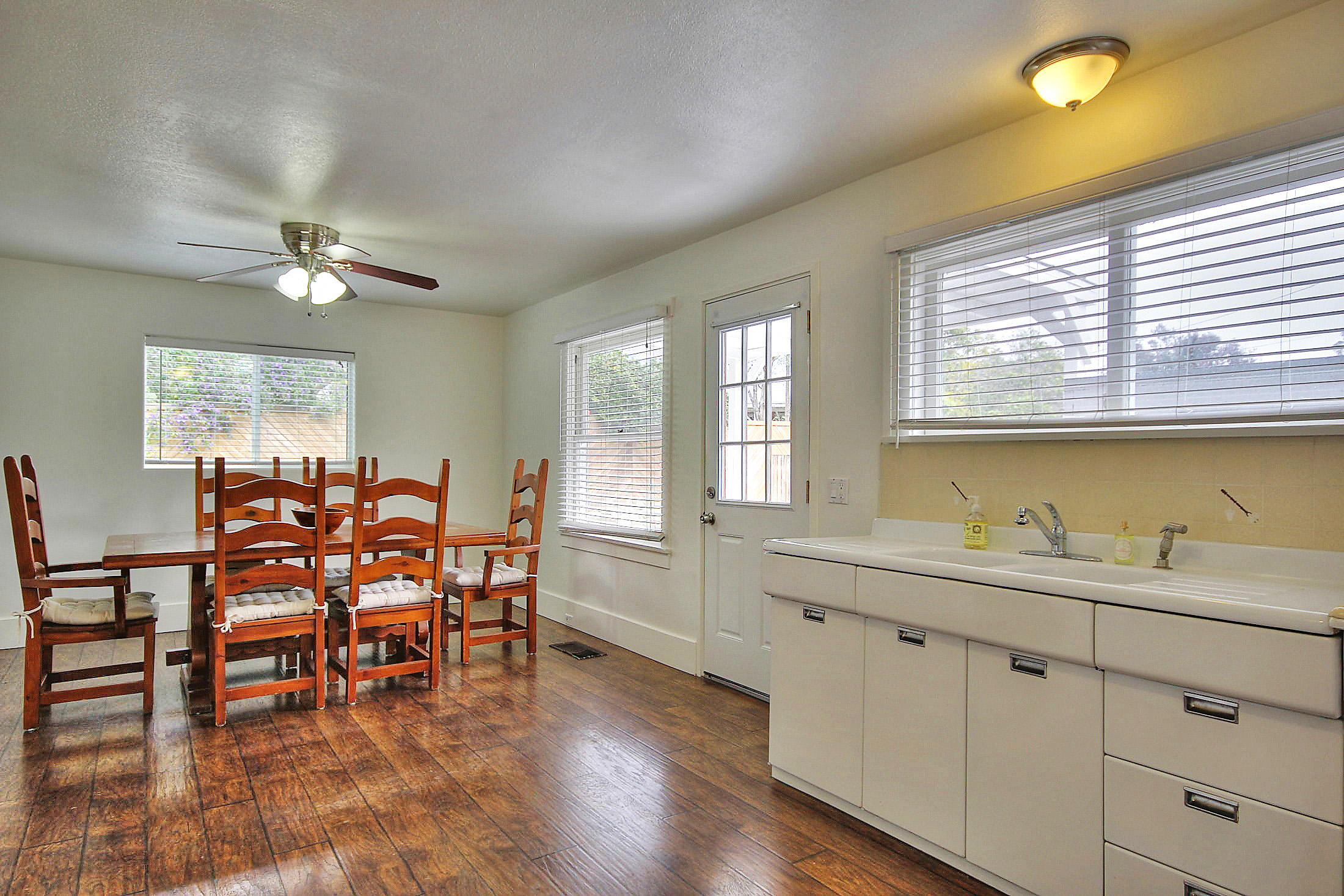 583 El Sueno Road