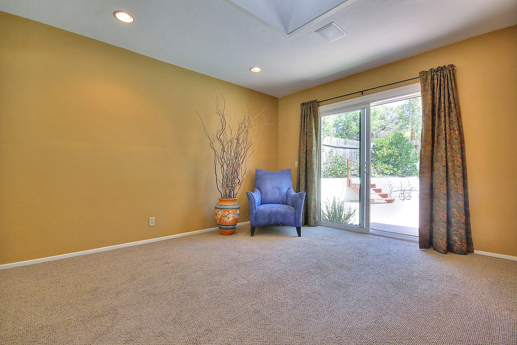 6007 Paseo Palmilla