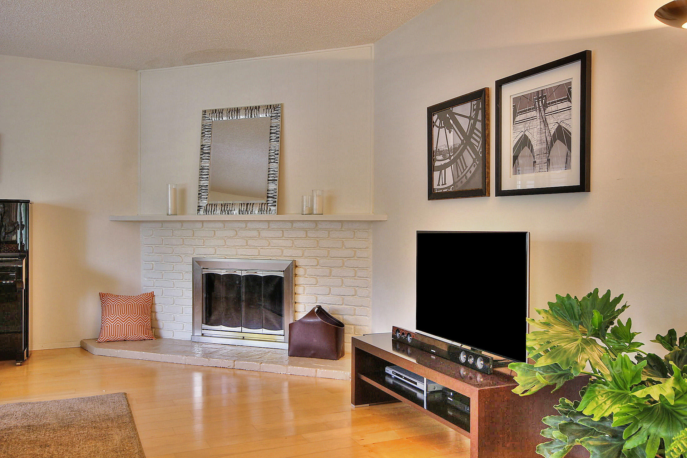 5380 Paseo Orlando