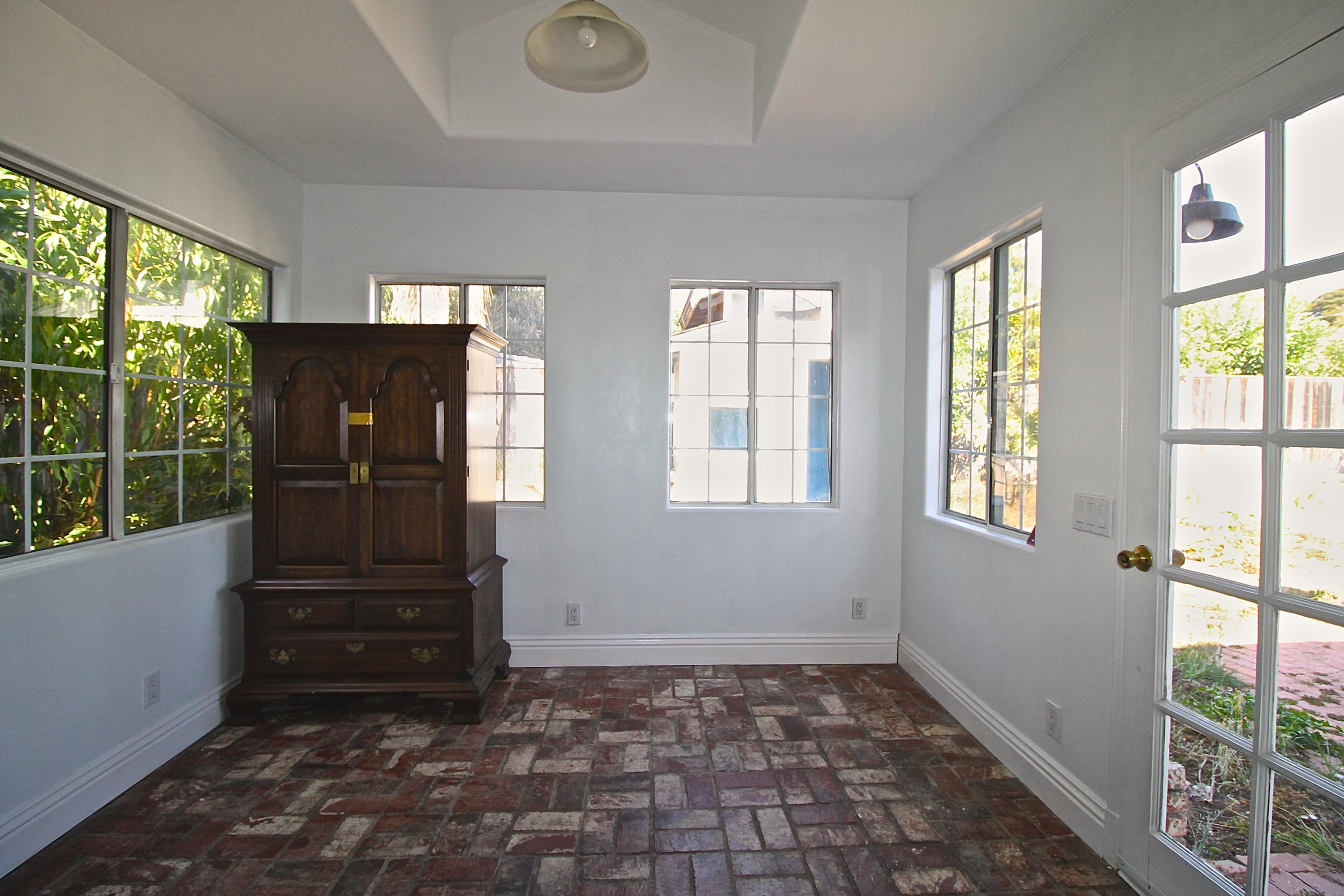 5086 Del Monaco Drive