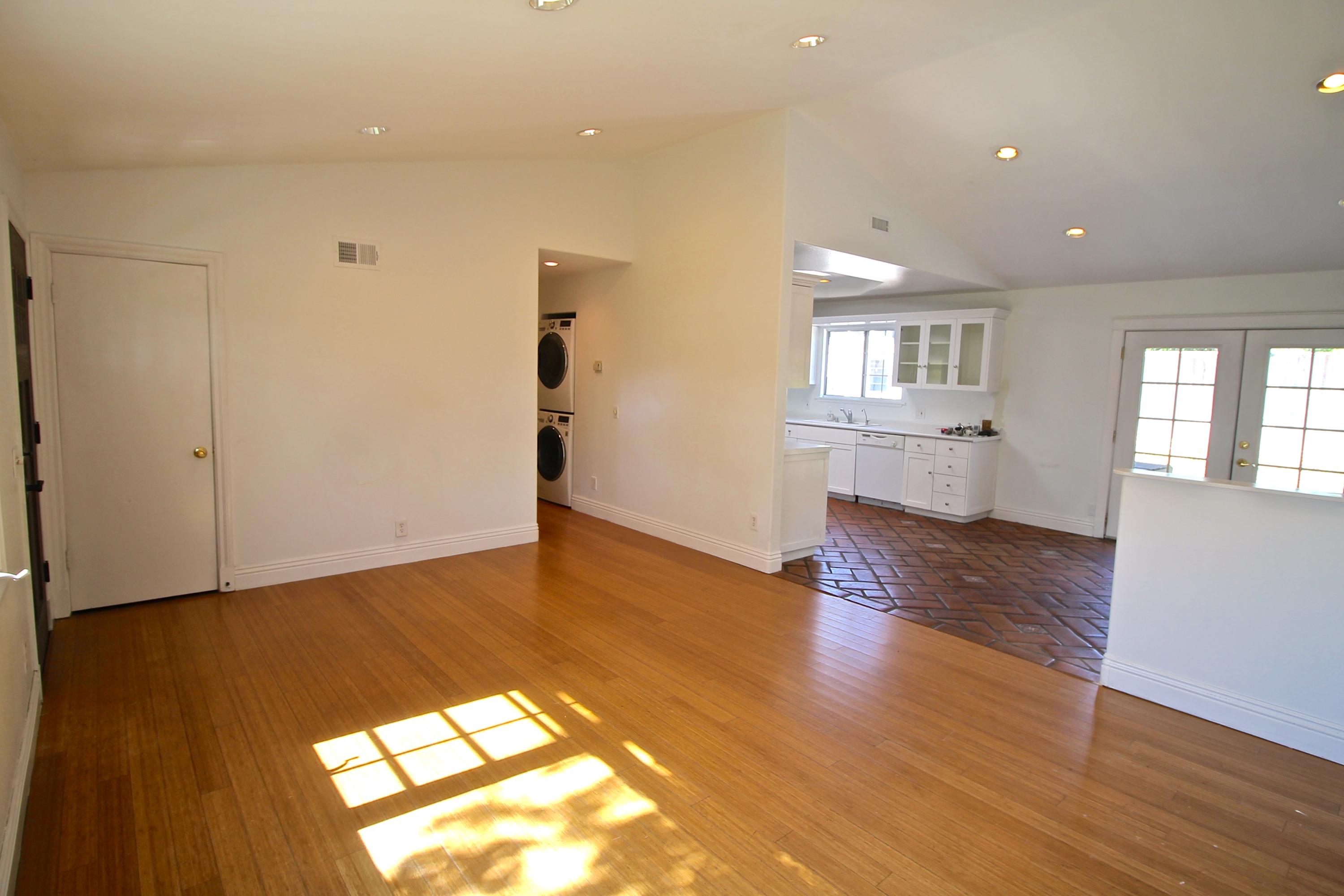 5086 Del Monaco Drive