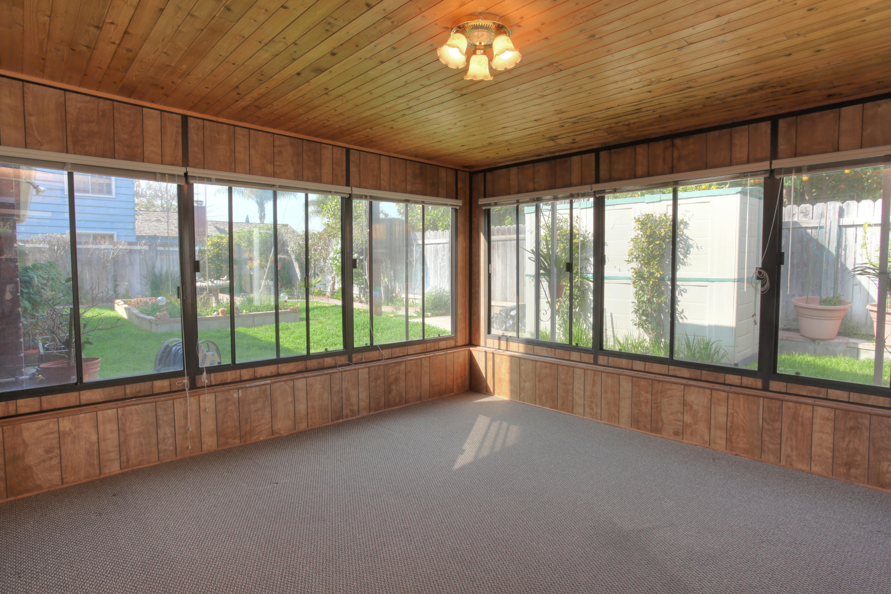 5120 Dawn Lane