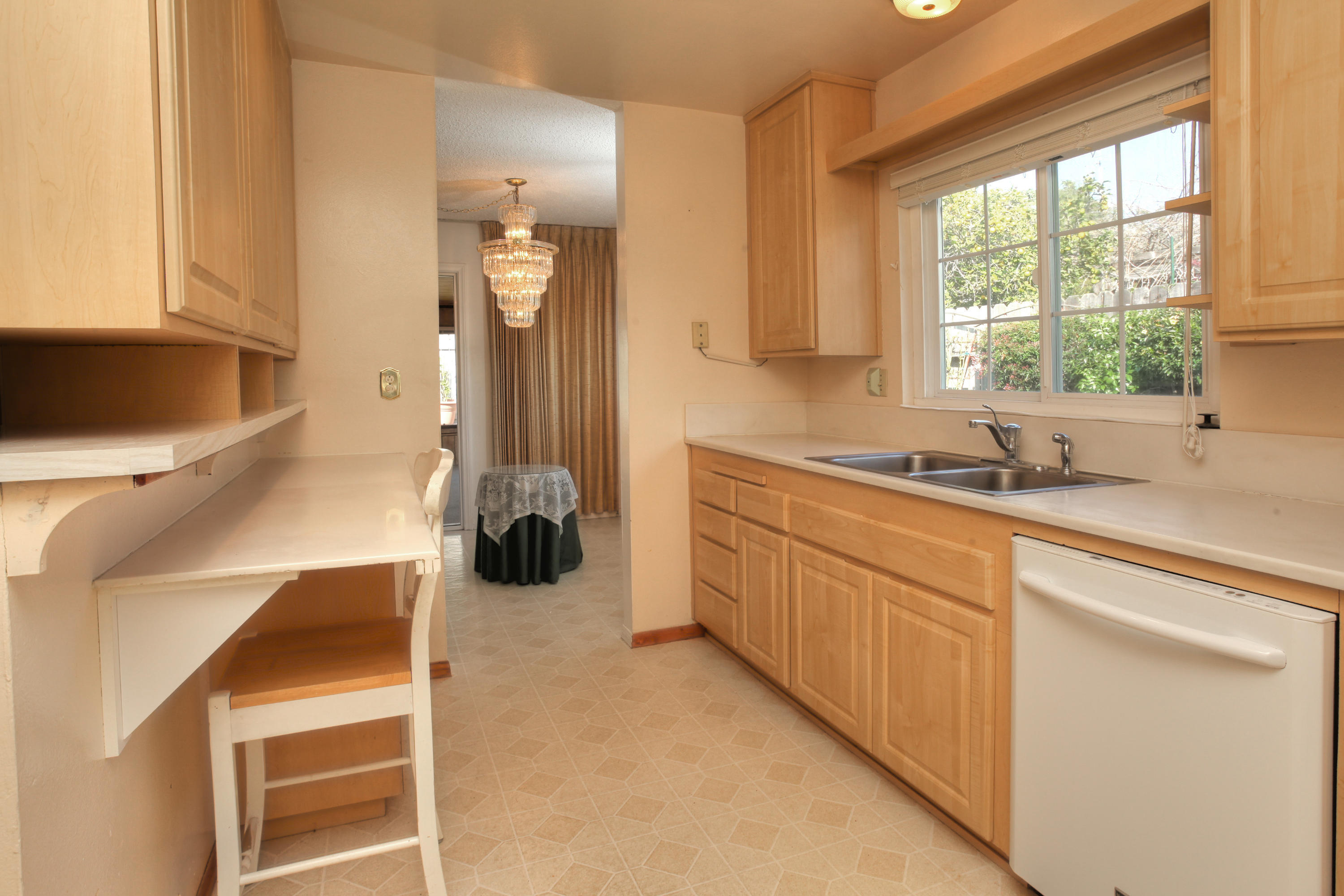 5120 Dawn Lane