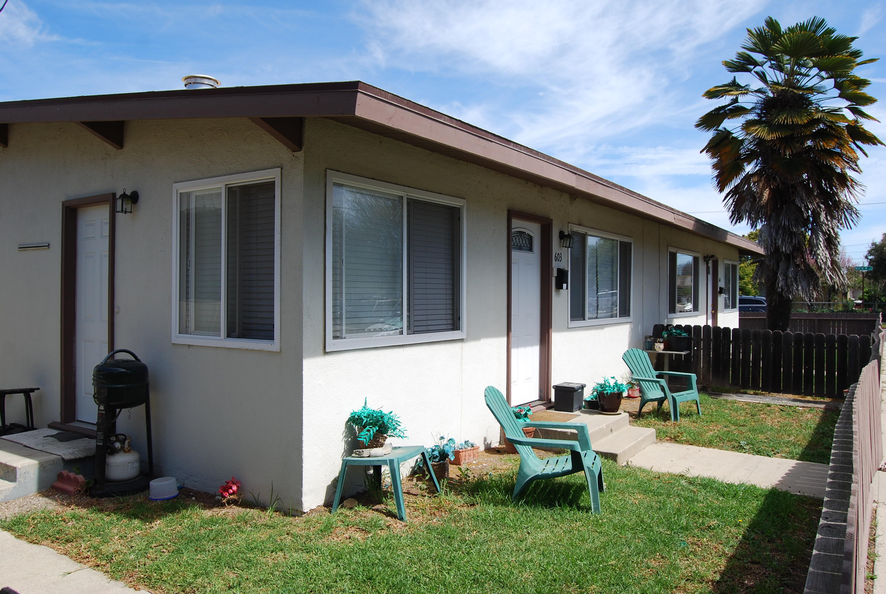 601 W Maple Avenue