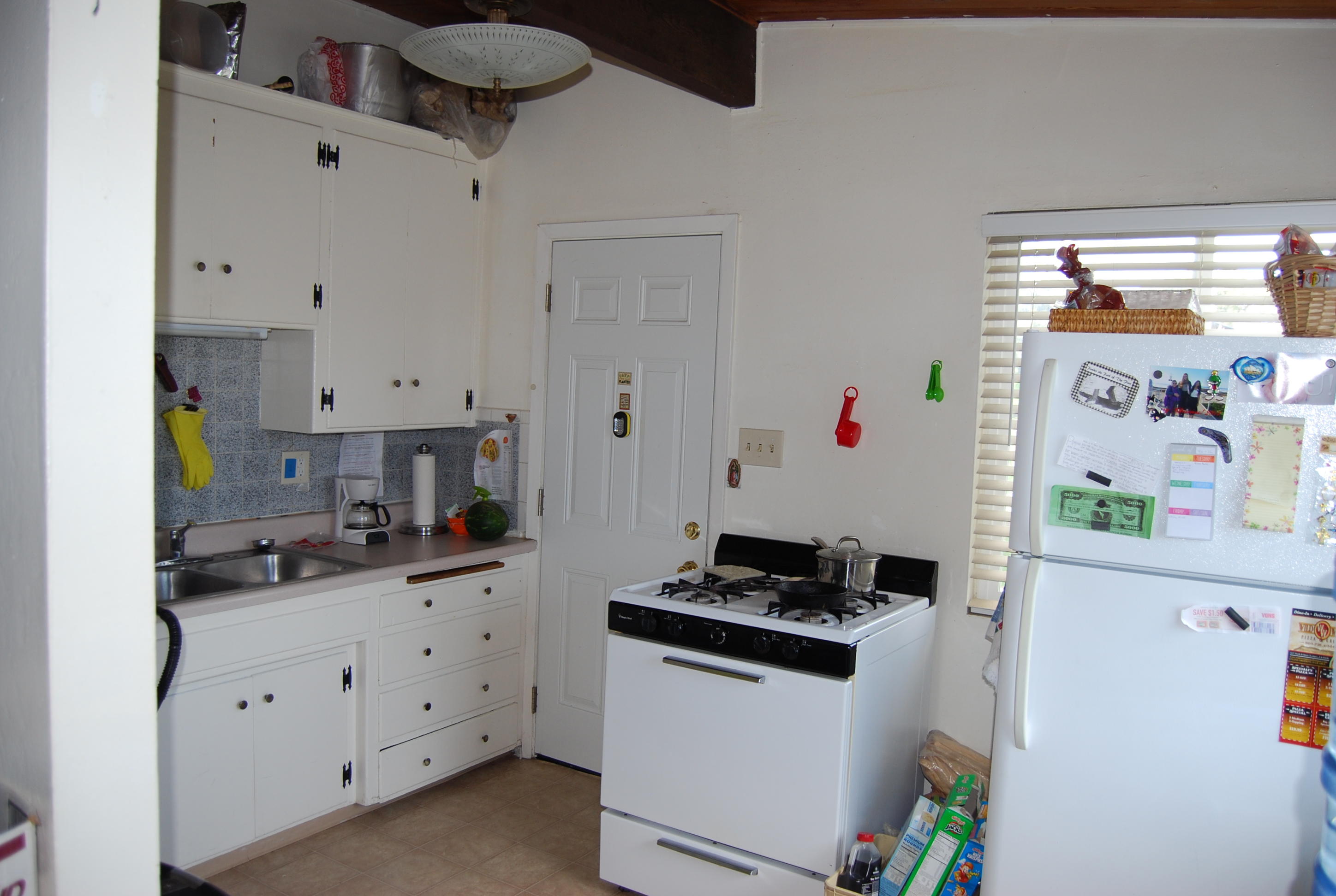 601 W Maple Avenue