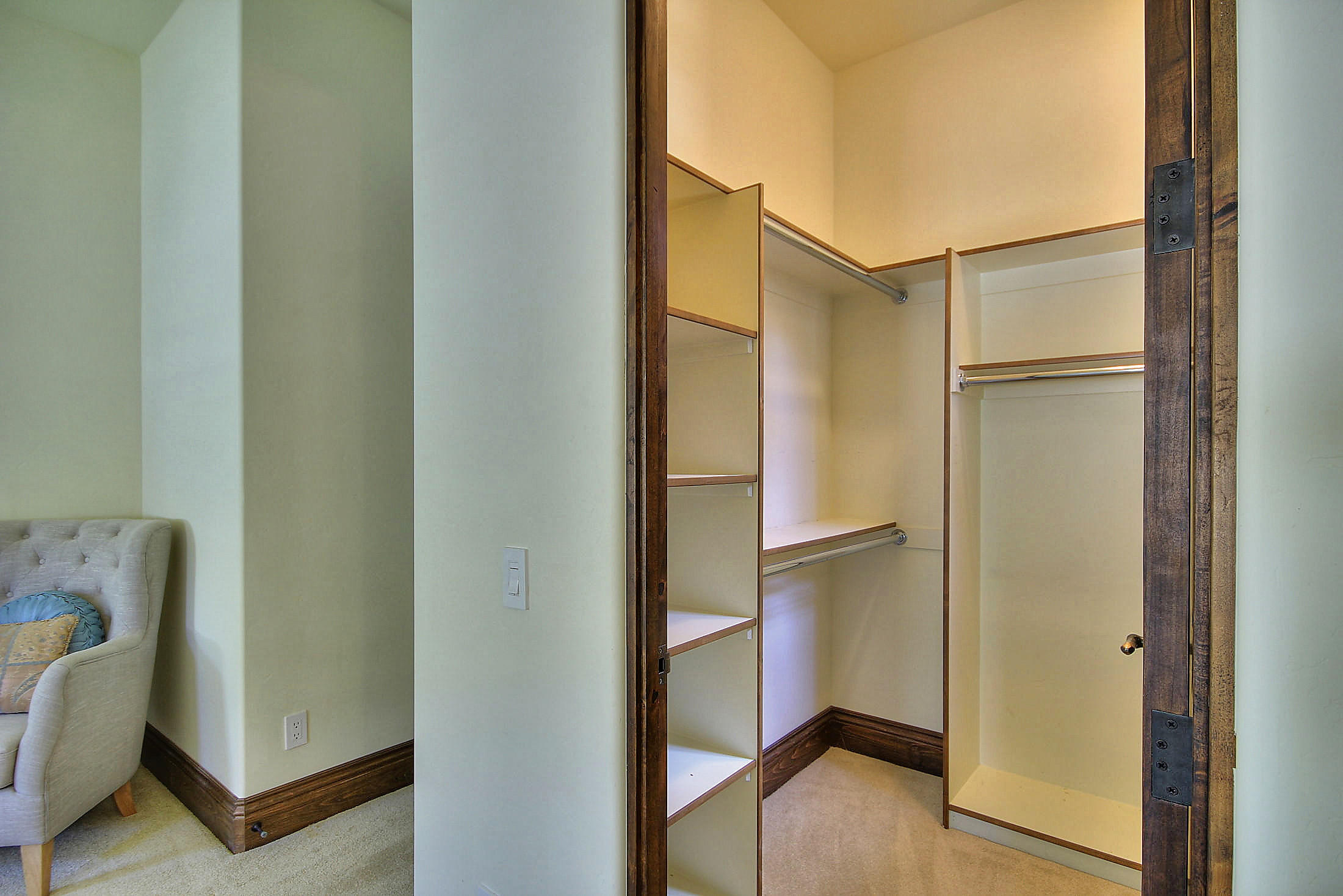 7744 Kestrel Lane