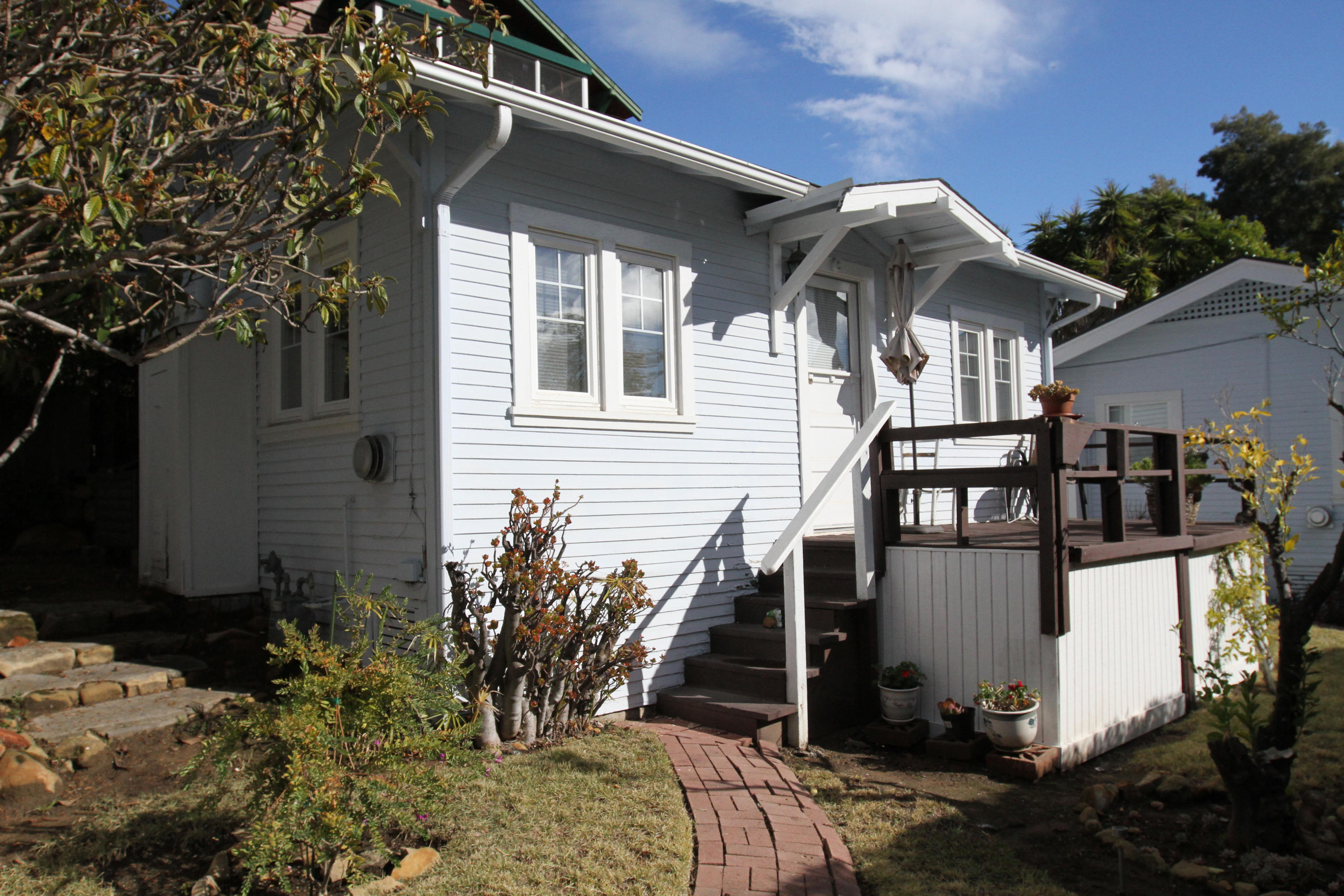 610 Maple Avenue