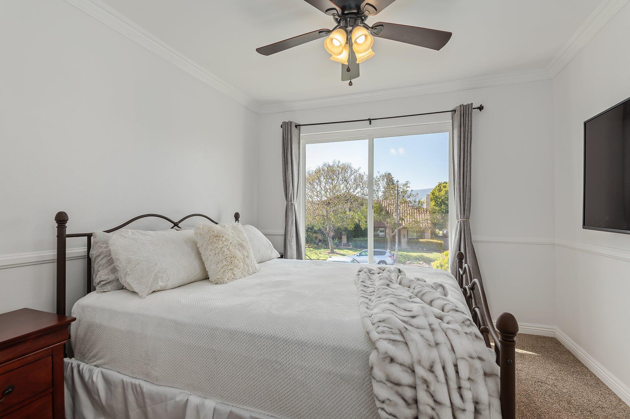 4709 Calle Reina