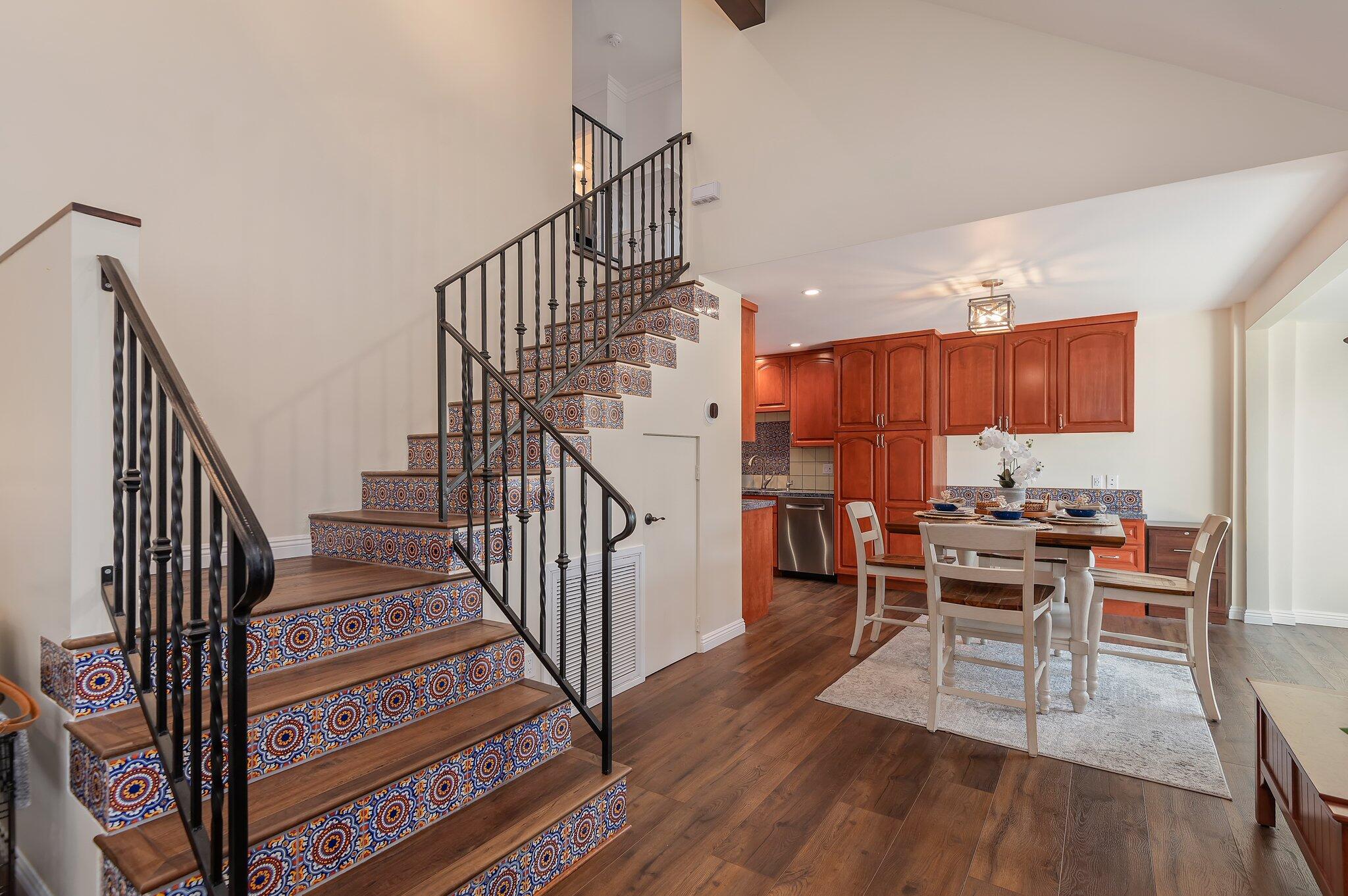 4709 Calle Reina