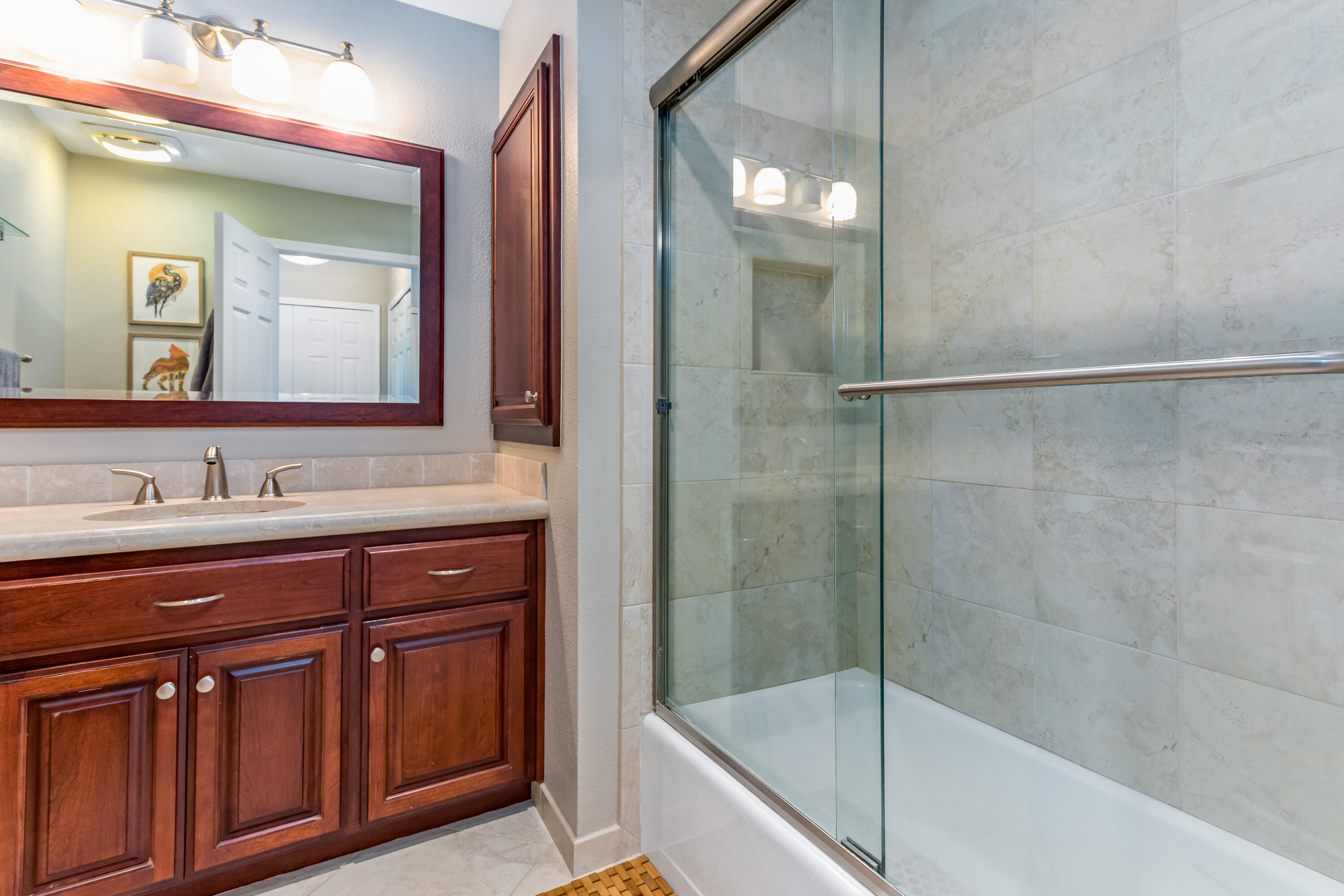 1816 De La Vina St Unit: 4