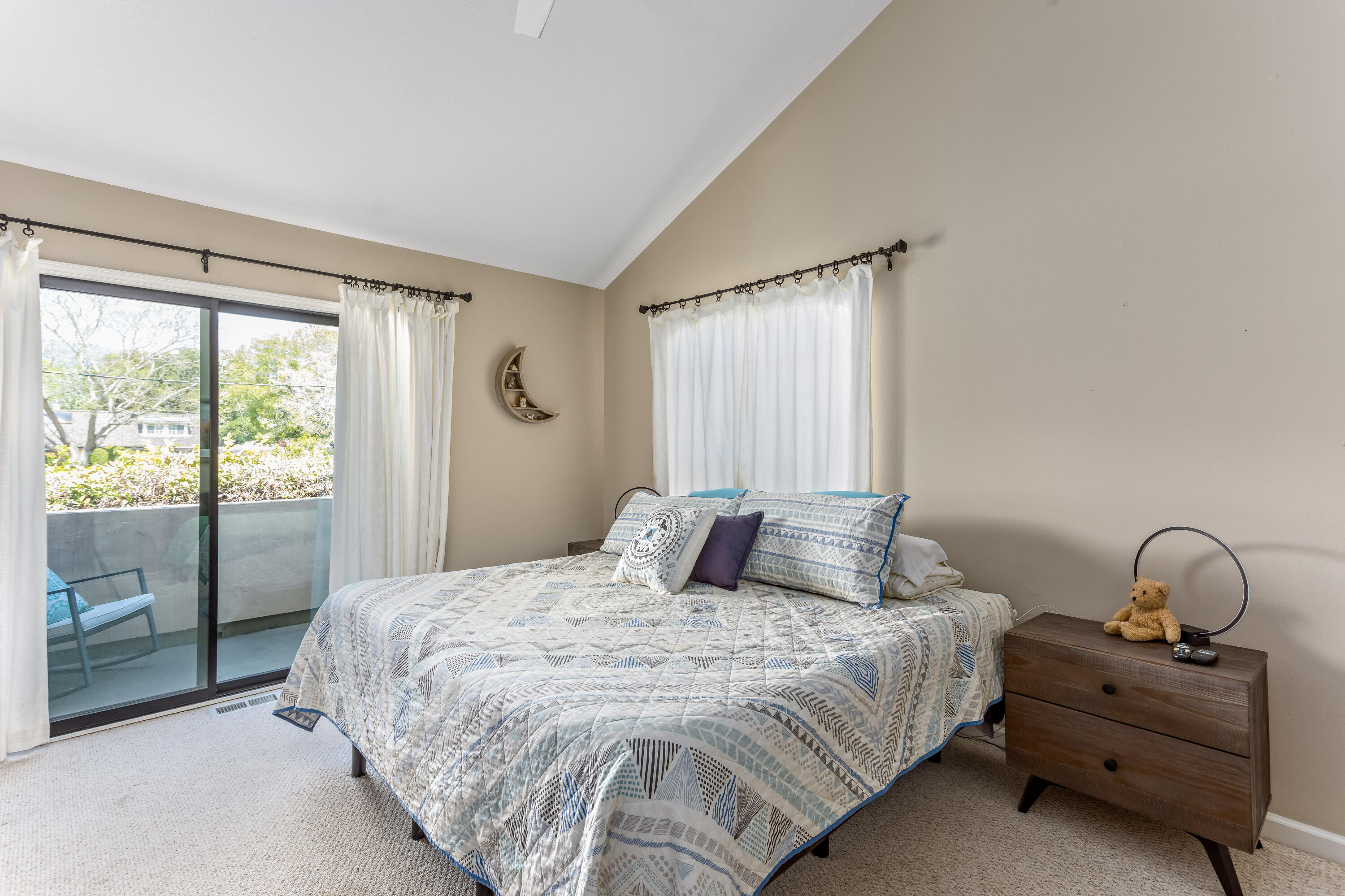 1816 De La Vina St Unit: 4