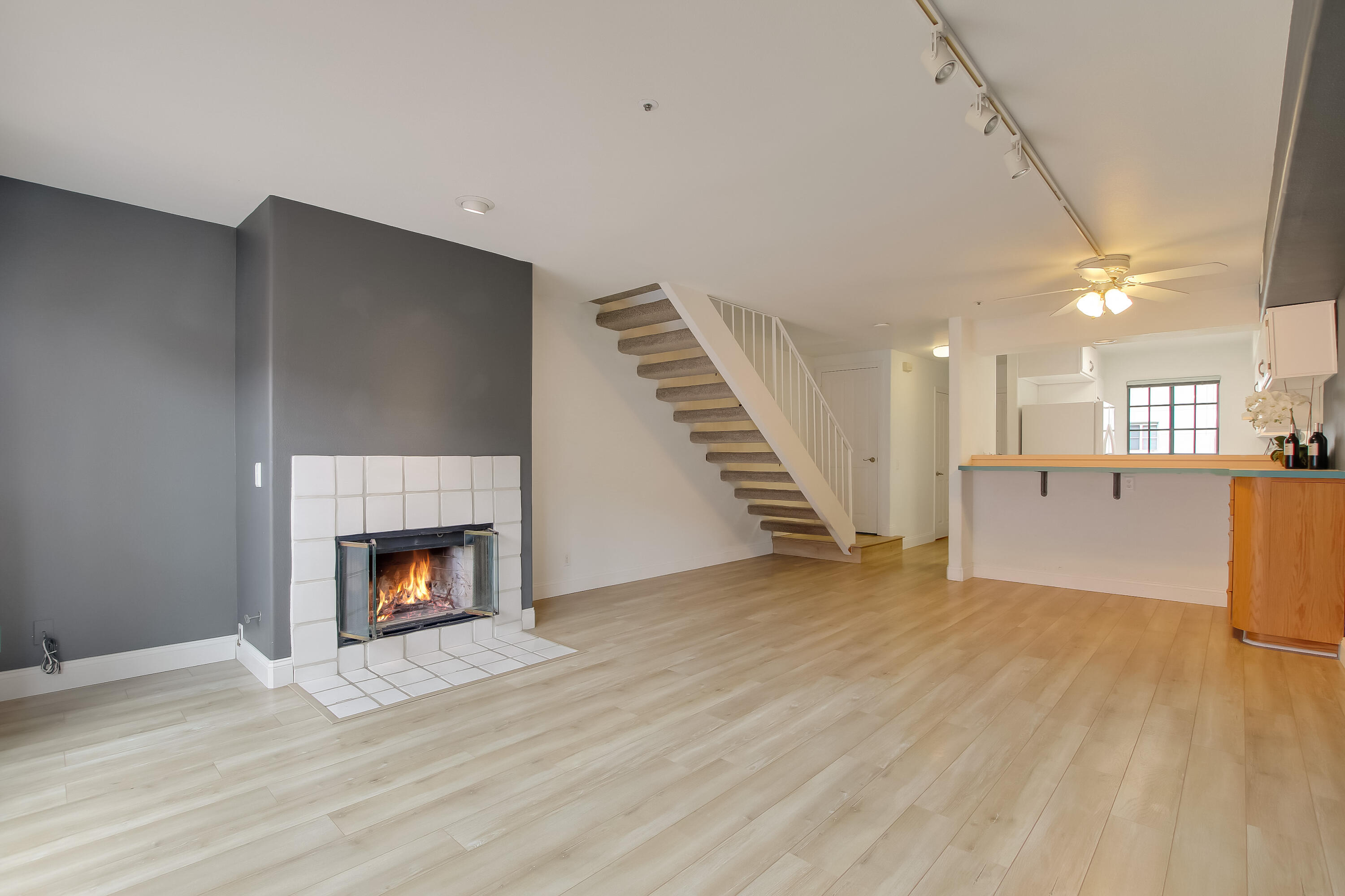 4297 Carpinteria Ave Unit: 18