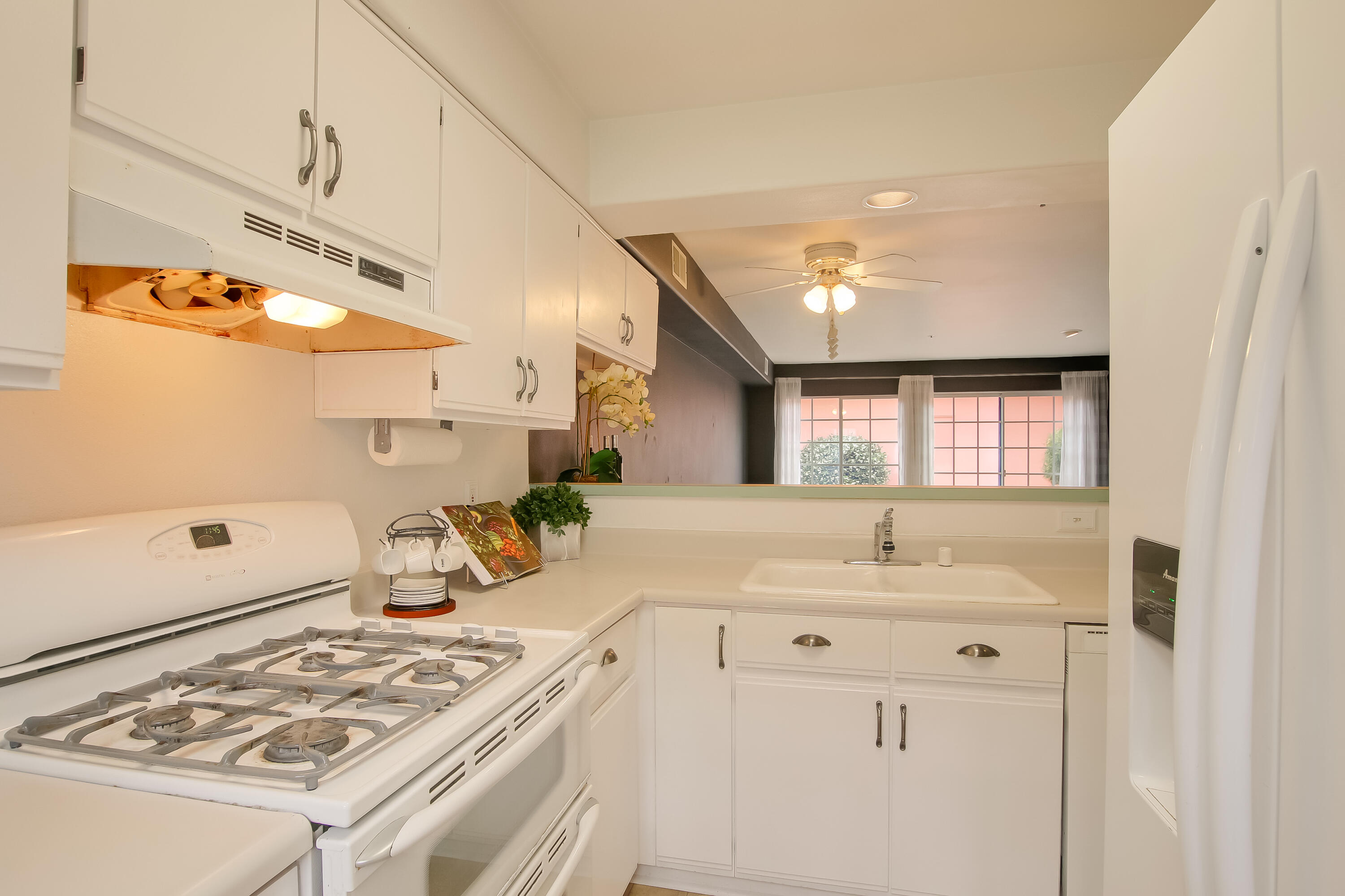 4297 Carpinteria Ave Unit: 18