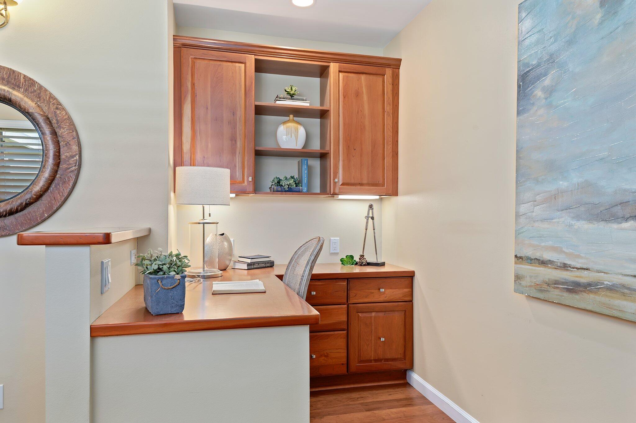 329 Moreton Bay Ln Unit: 1
