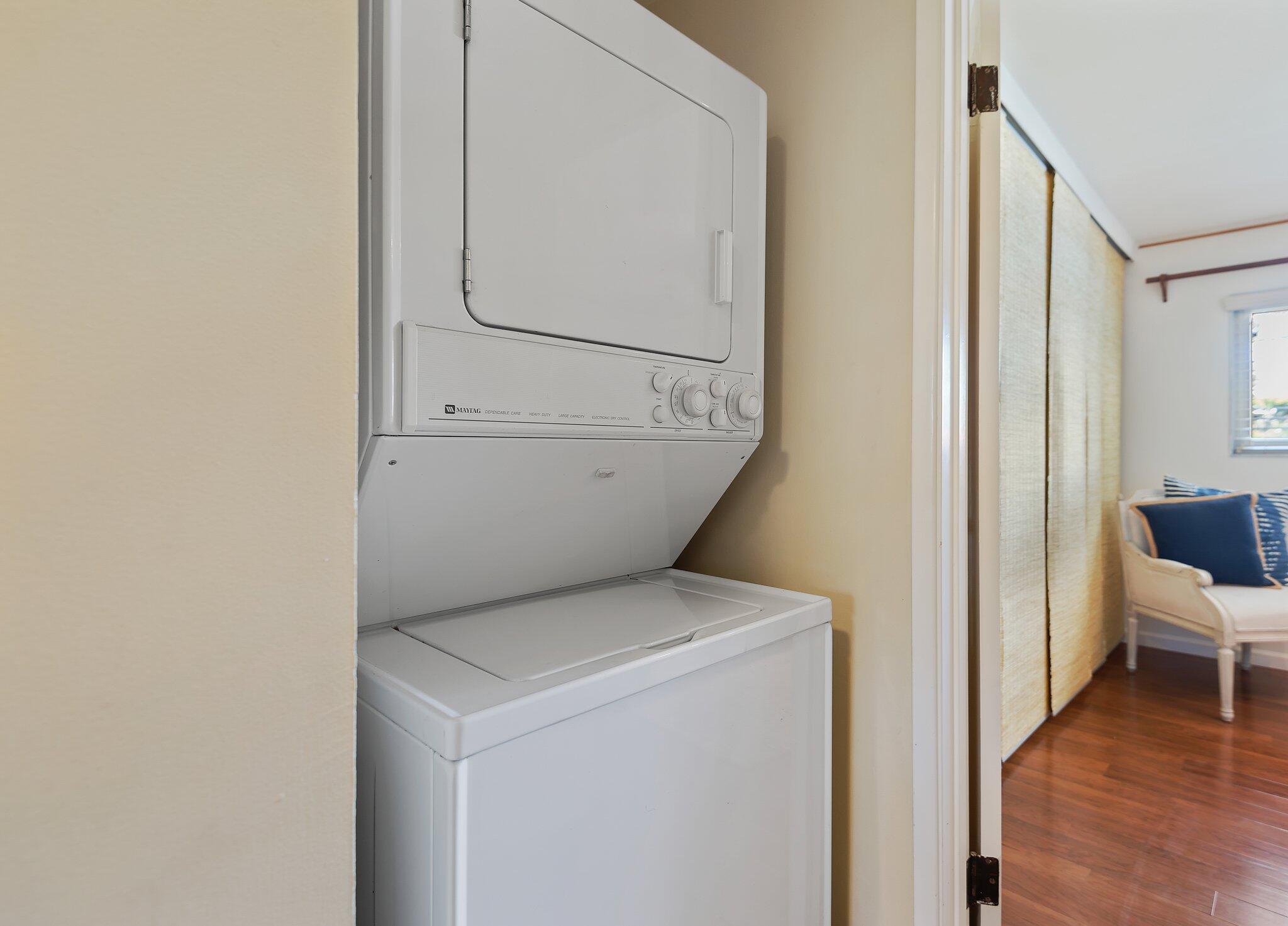 329 Moreton Bay Ln Unit: 1