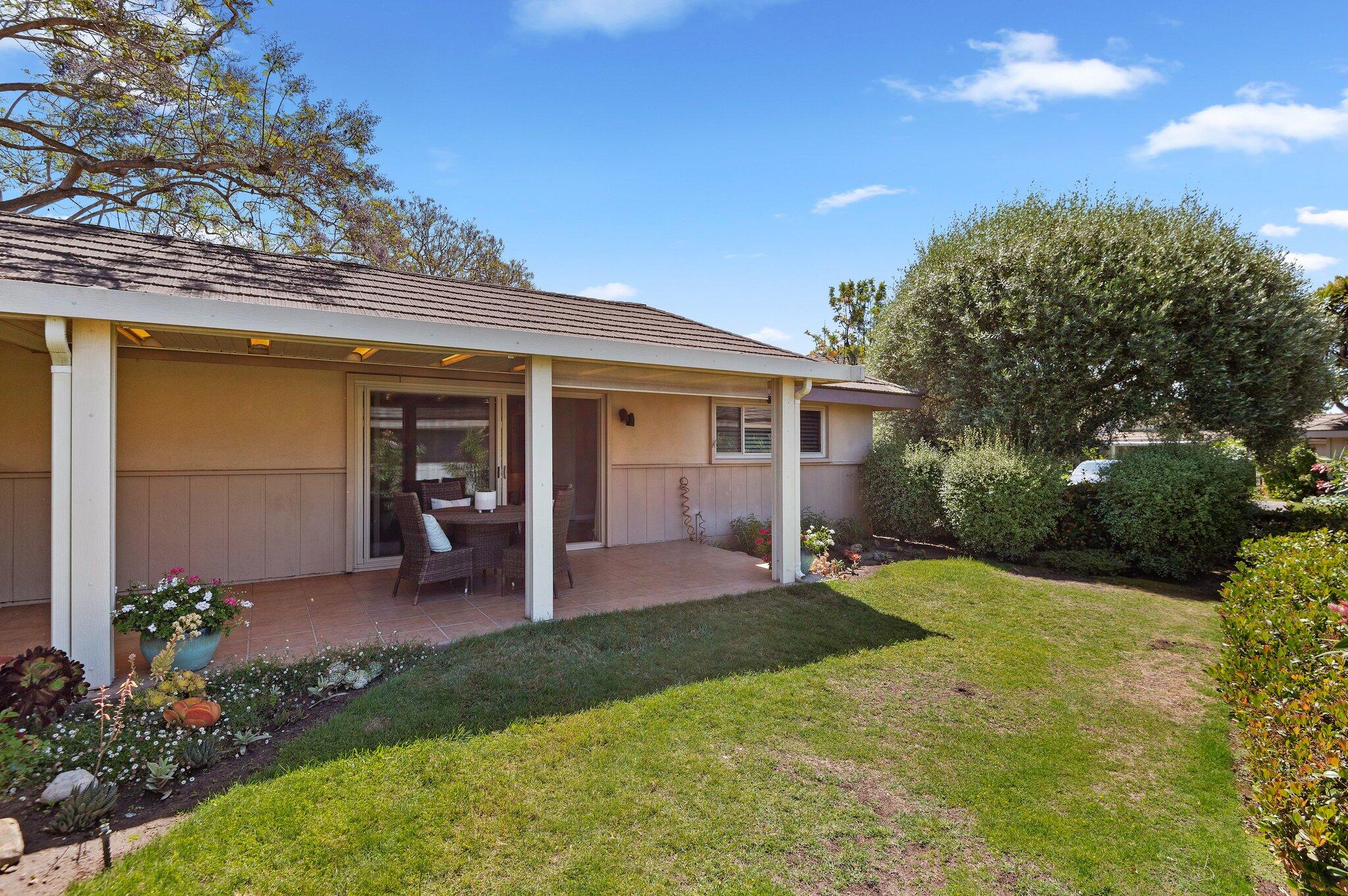 329 Moreton Bay Ln Unit: 1