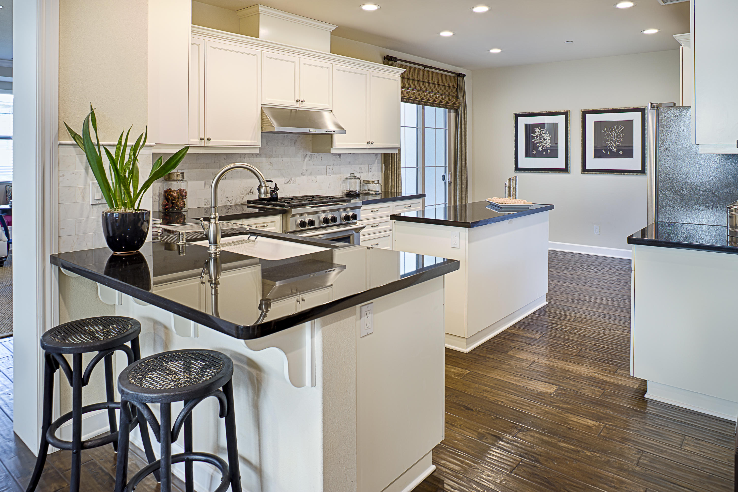 7963 Whimbrel Ln