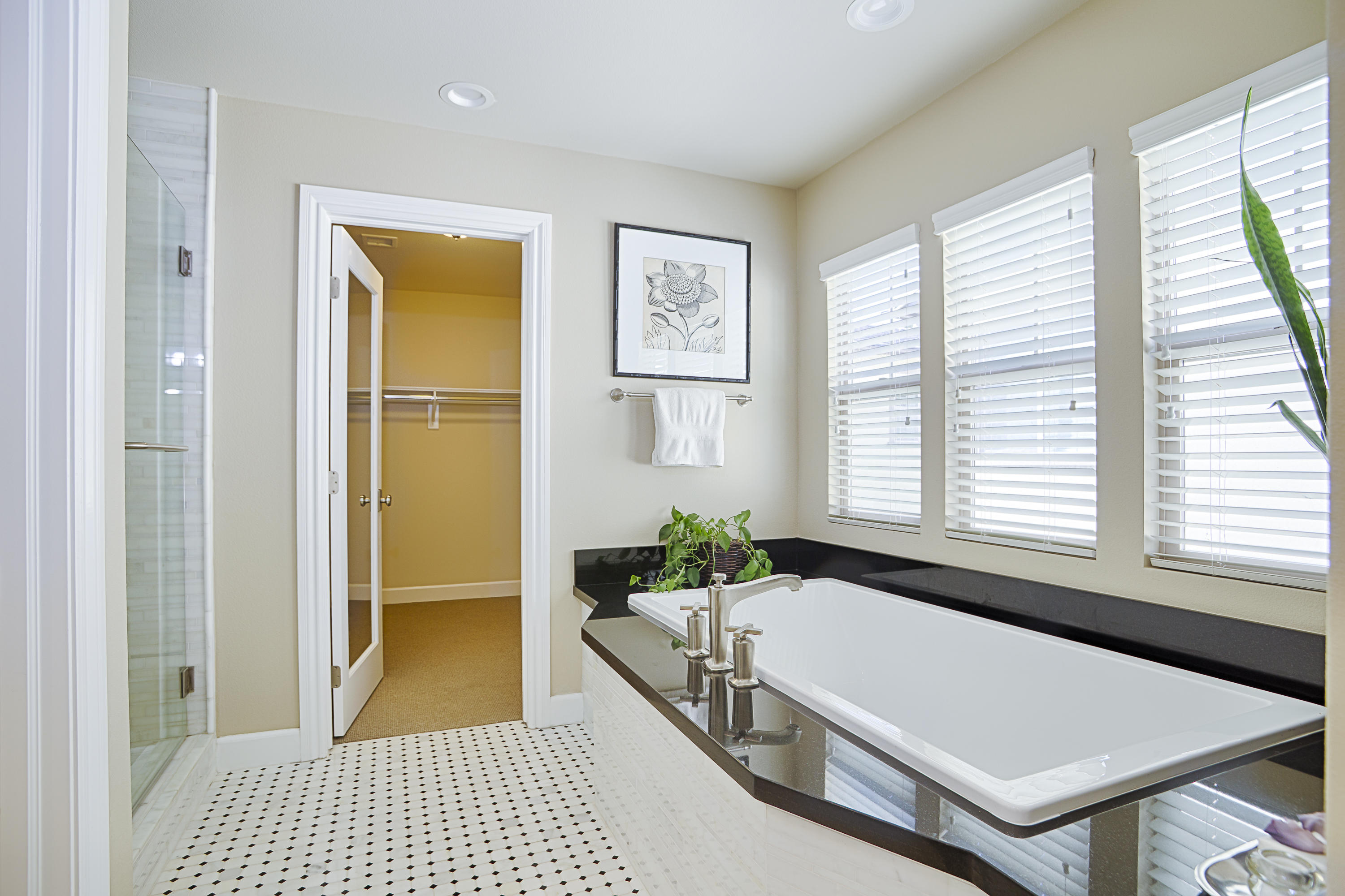 7963 Whimbrel Ln