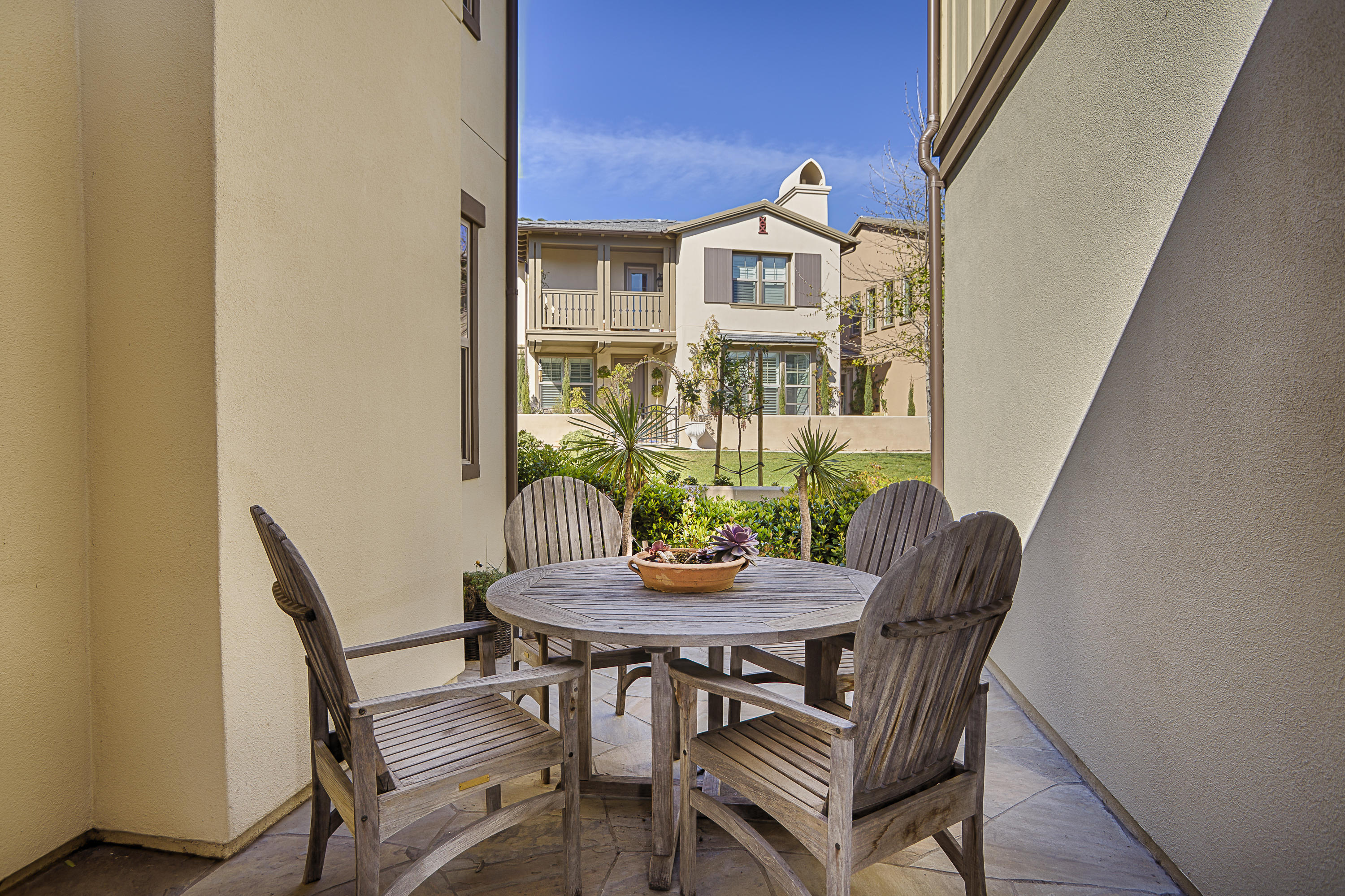7963 Whimbrel Ln