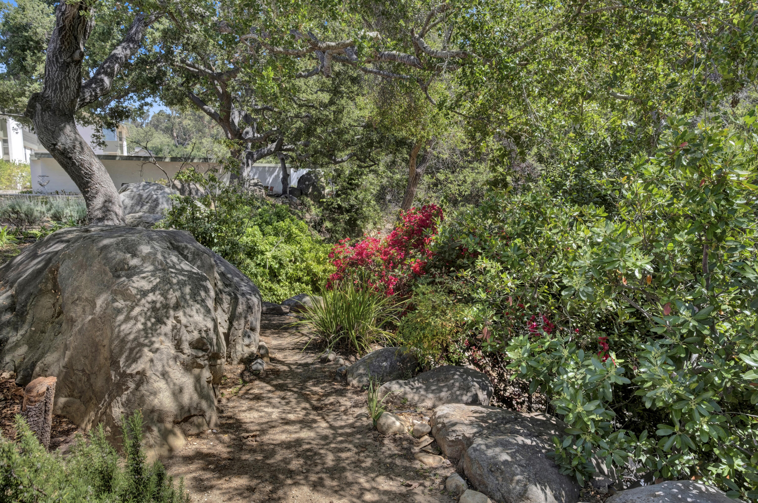 SANTA BARBARA