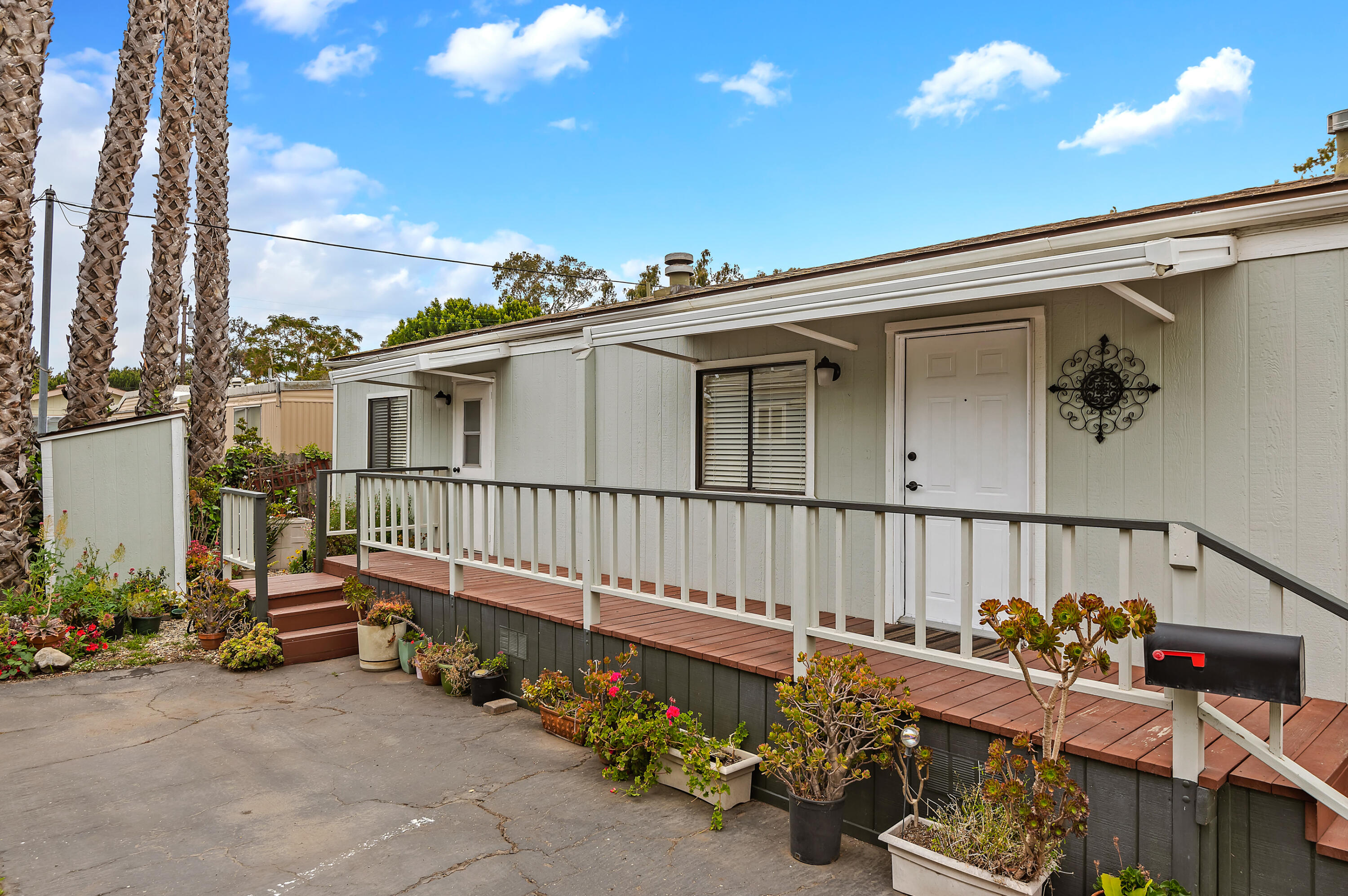 520 Pine St. Unit: 76