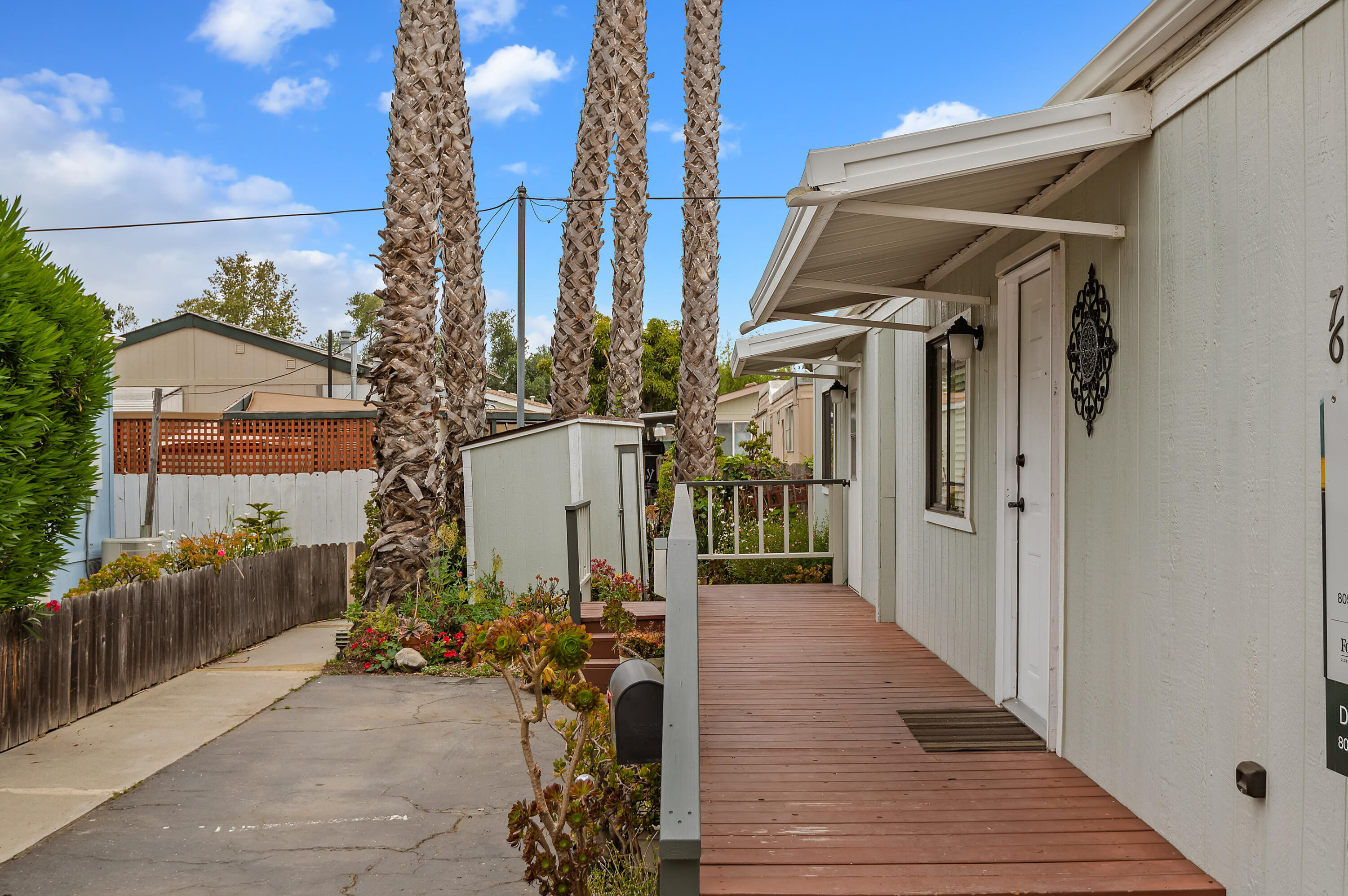 520 Pine St. Unit: 76
