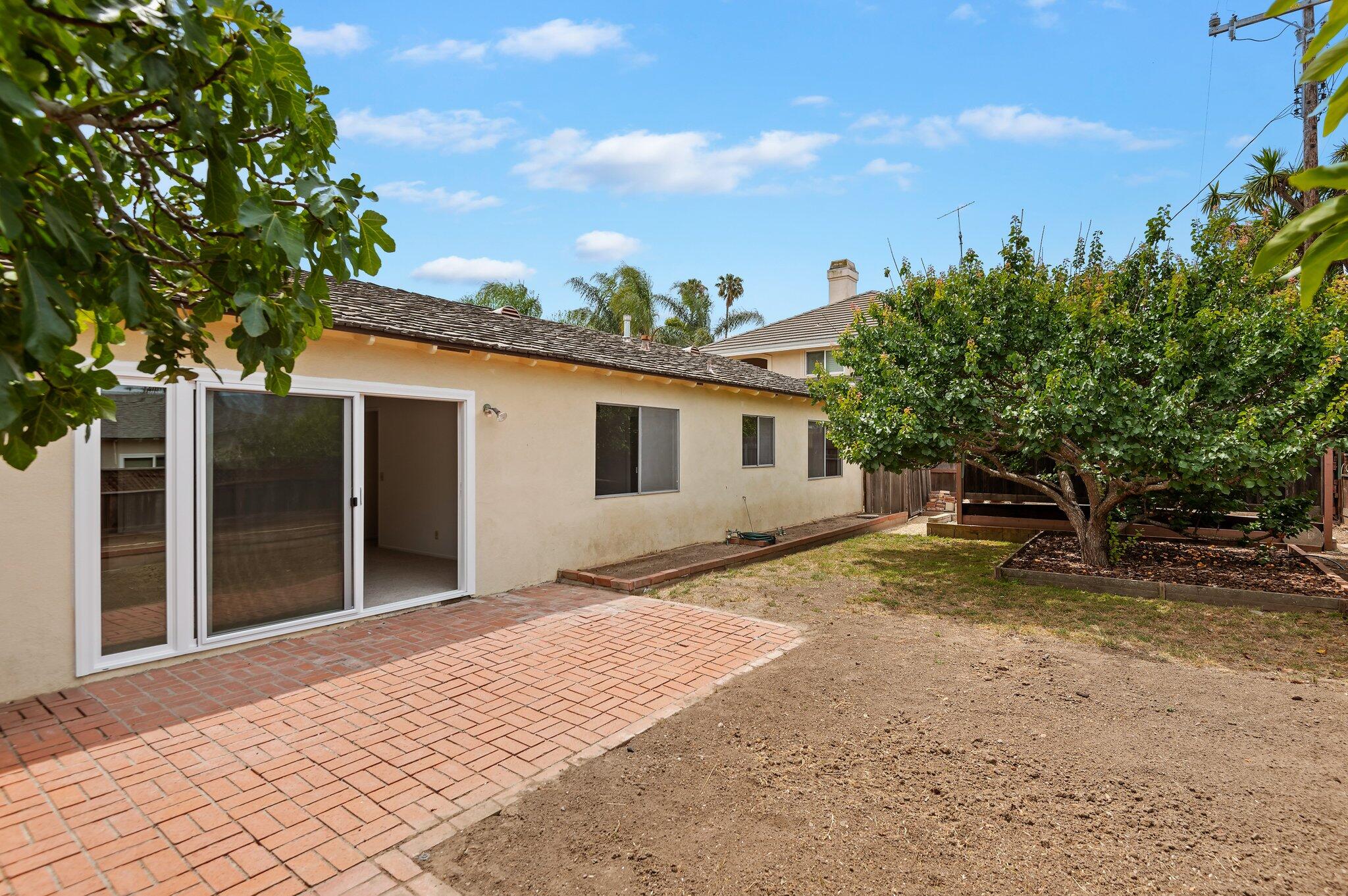 107 Walnut Ln