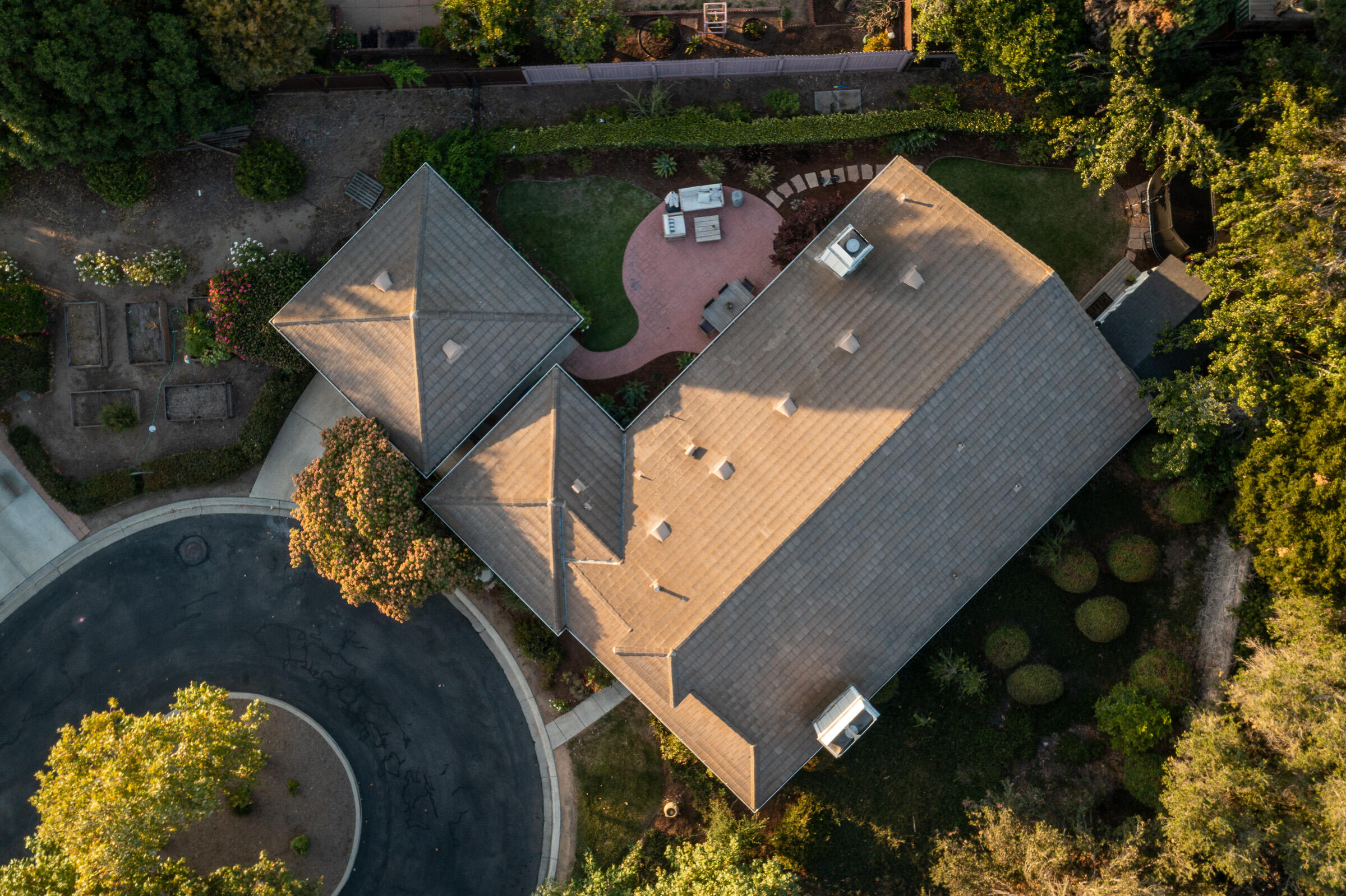 5300 Orchard Park Ln