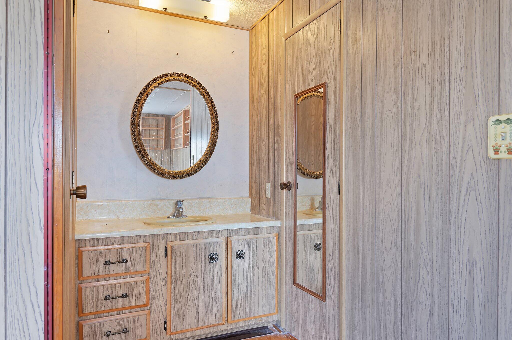 333 Old Mill Rd Unit: 282