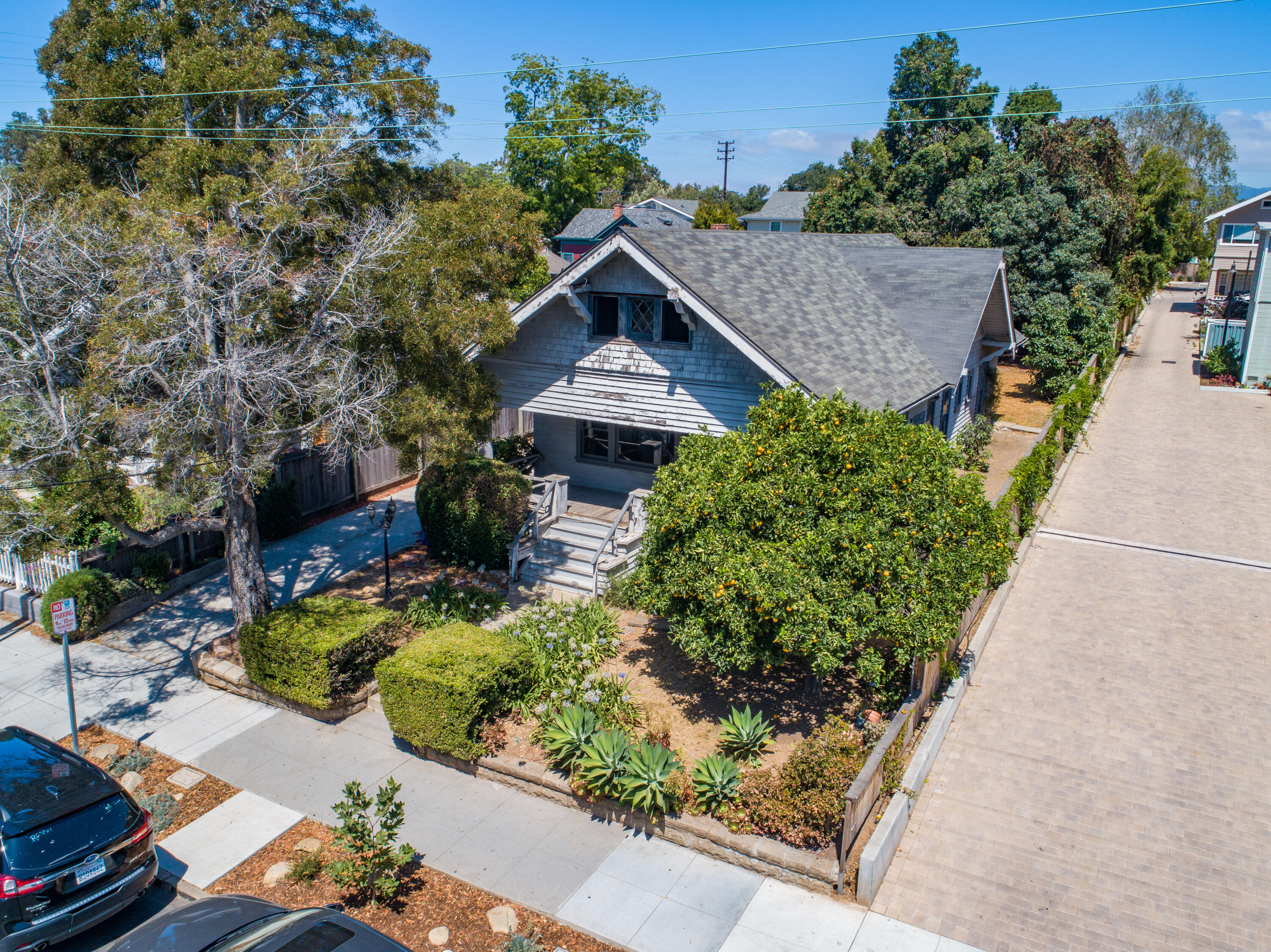 326 W Micheltorena St