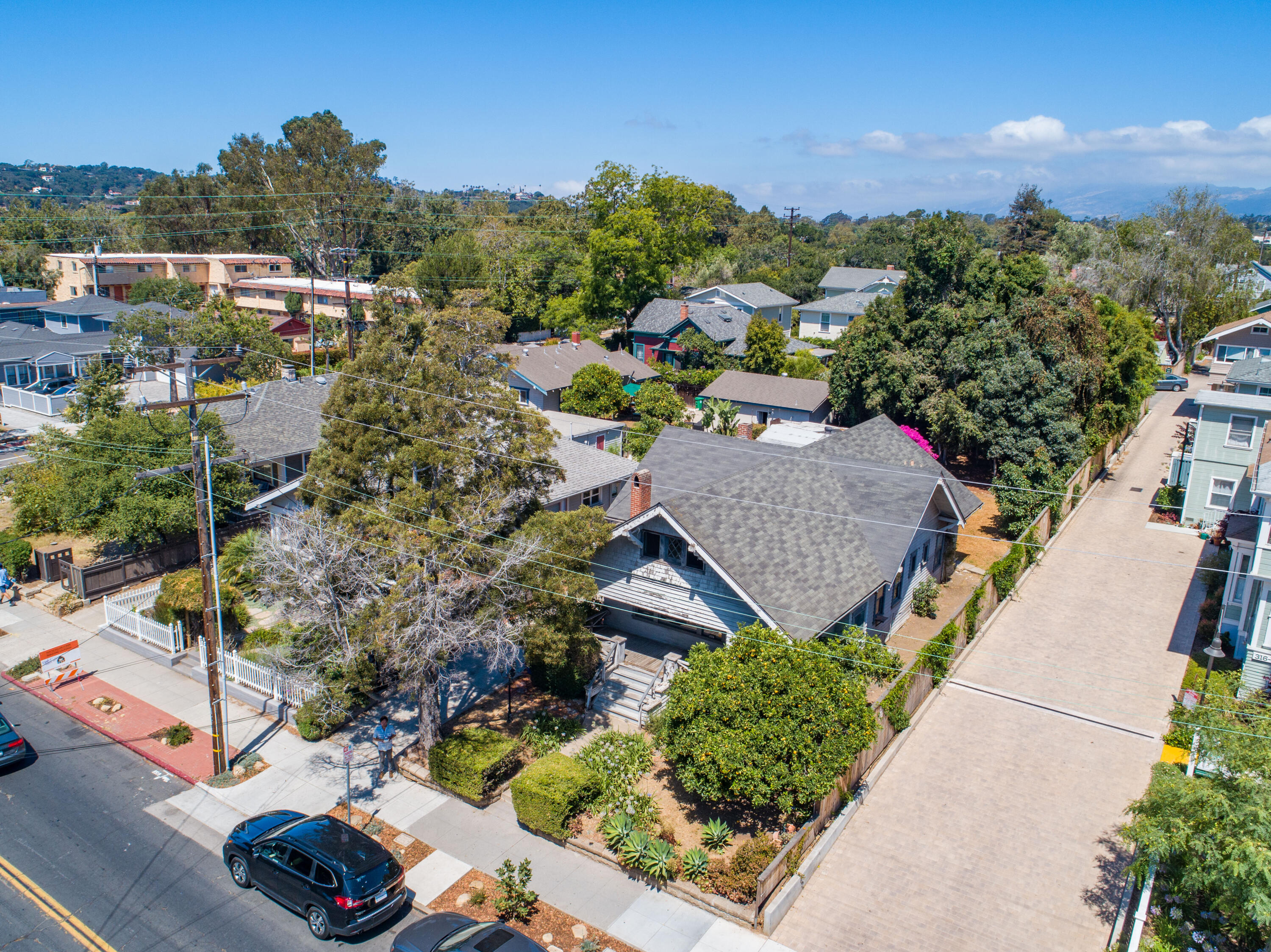 326 W Micheltorena St