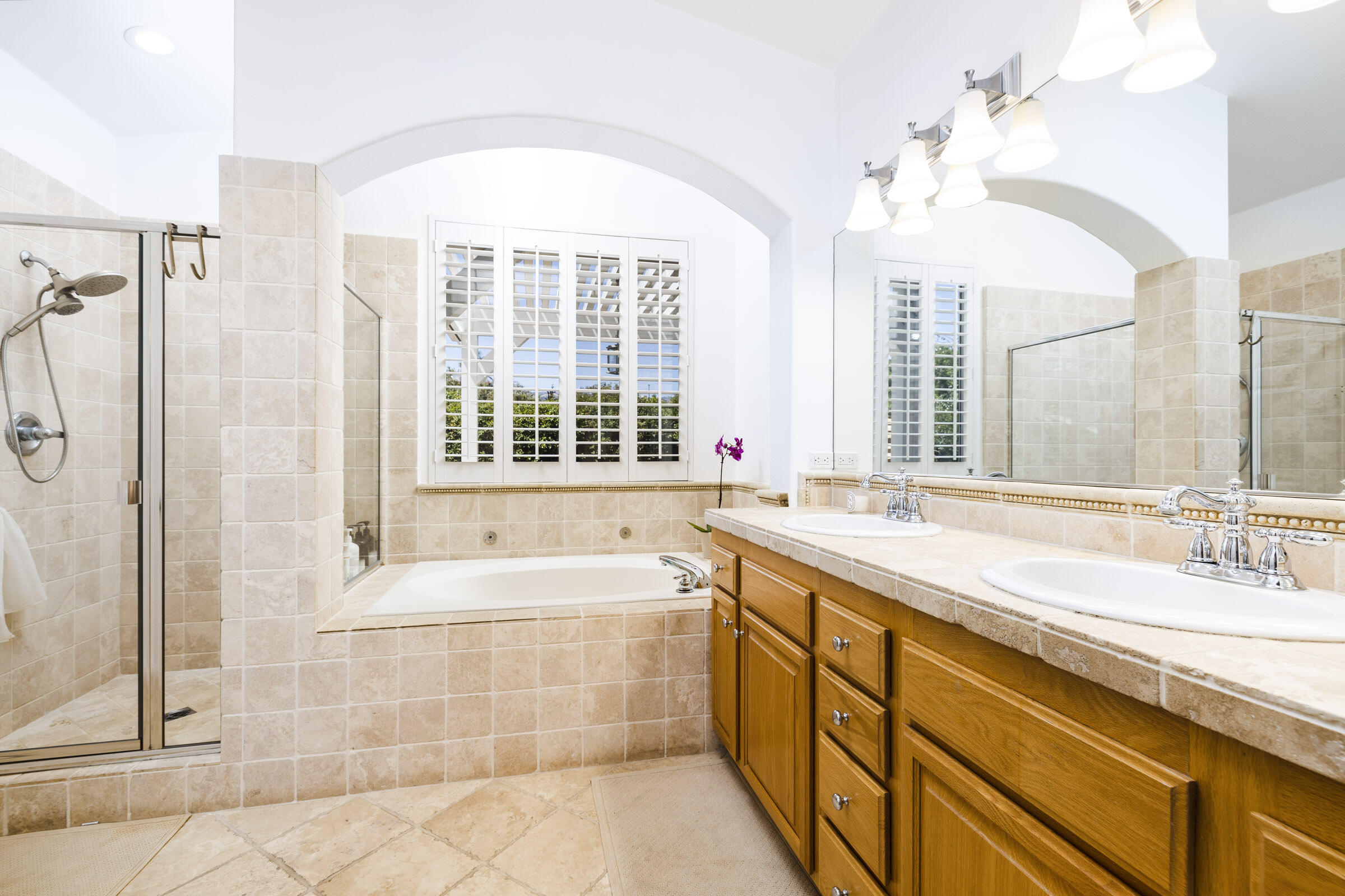5304 Orchard Park Ln