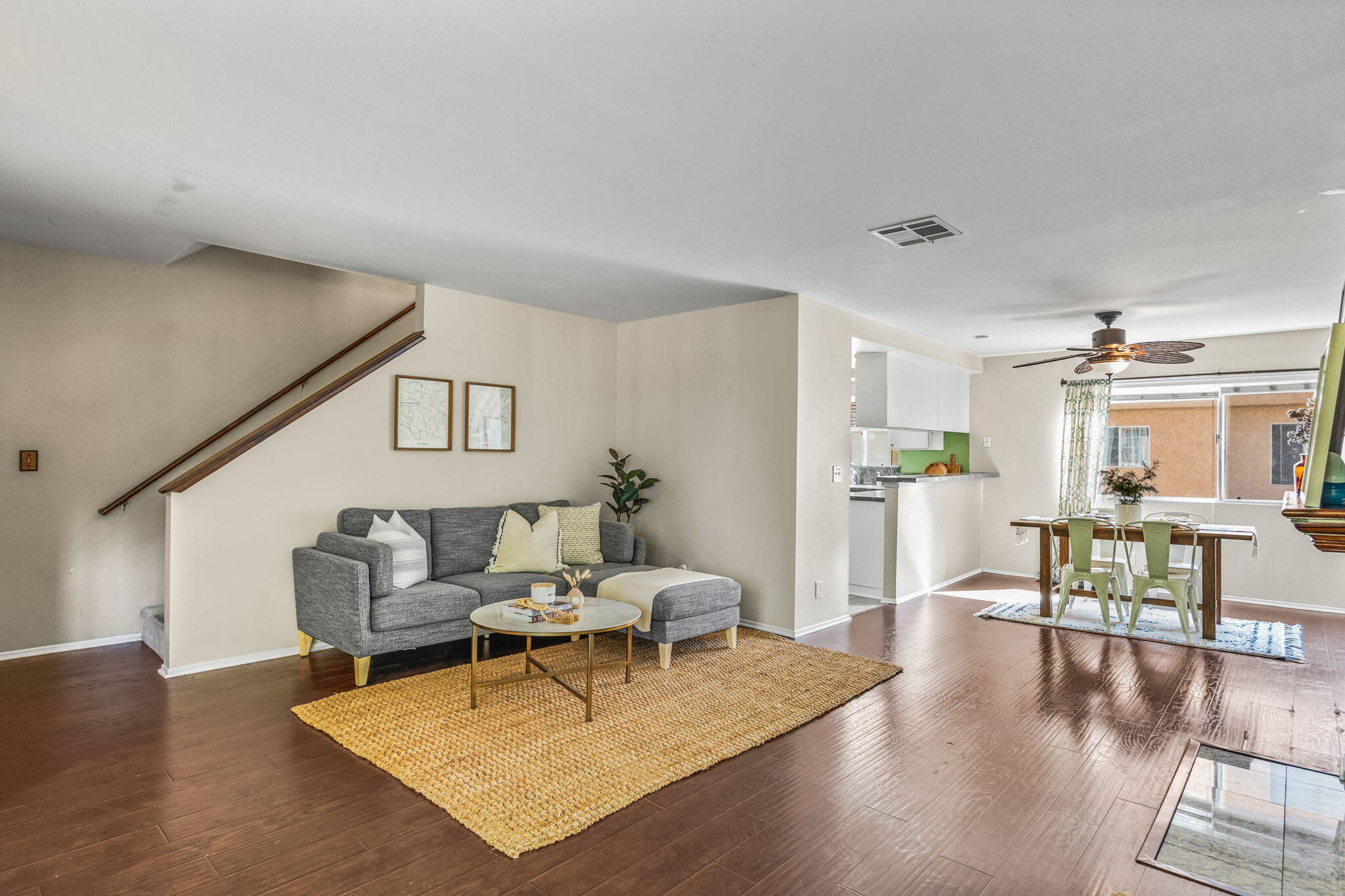 689 County Square Dr Unit: 31