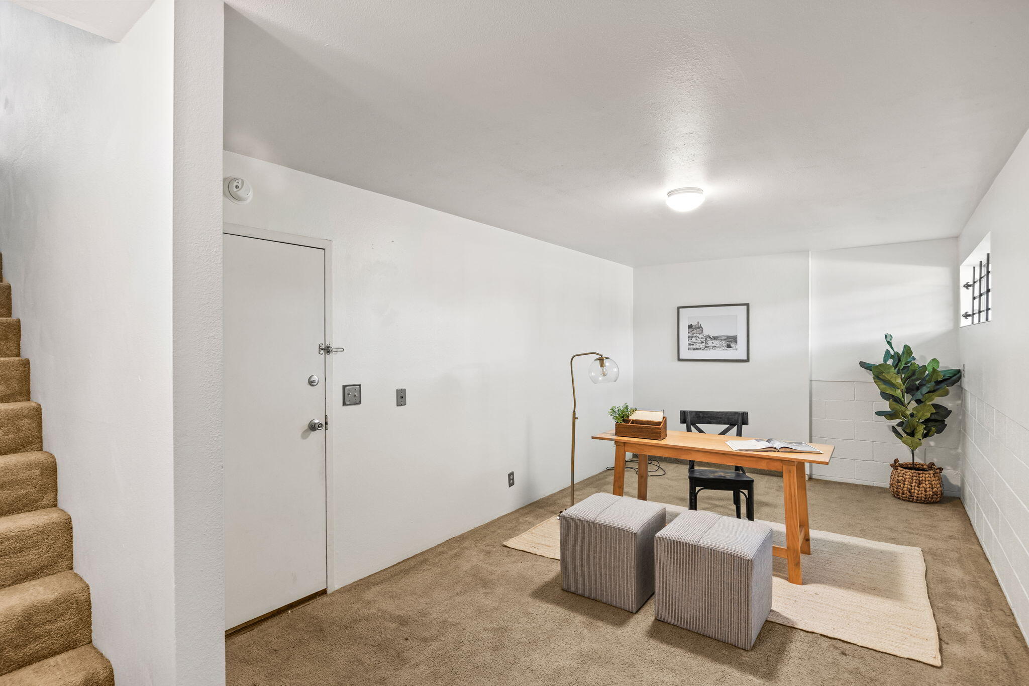 689 County Square Dr Unit: 31