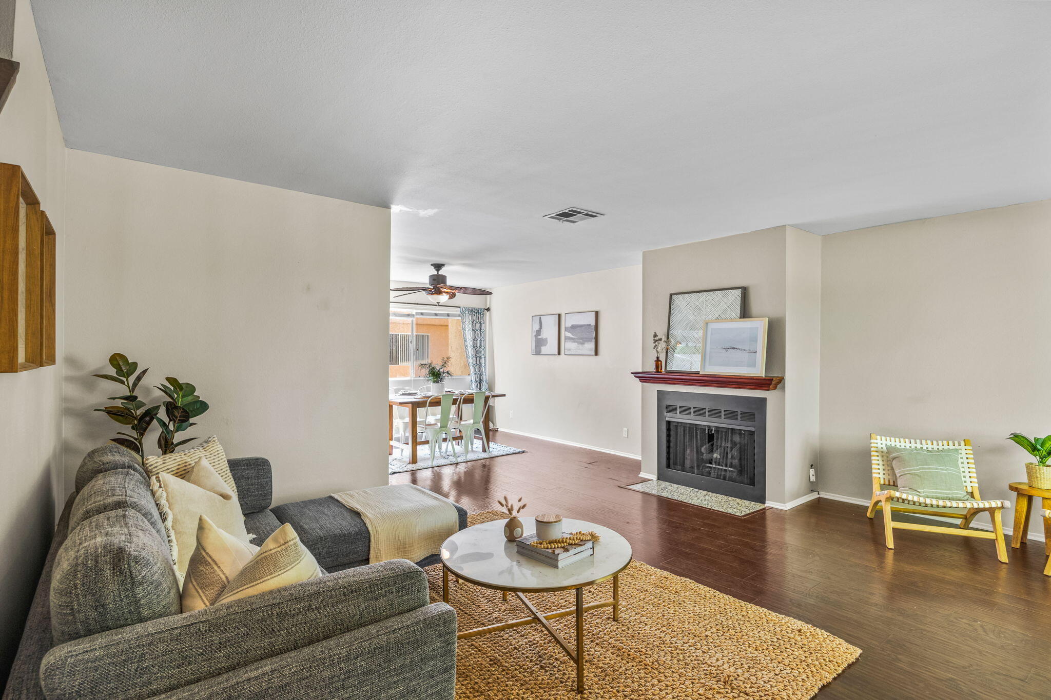 689 County Square Dr Unit: 31