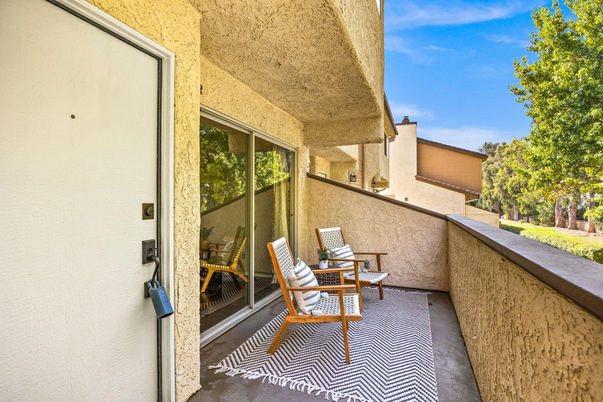689 County Square Dr Unit: 31