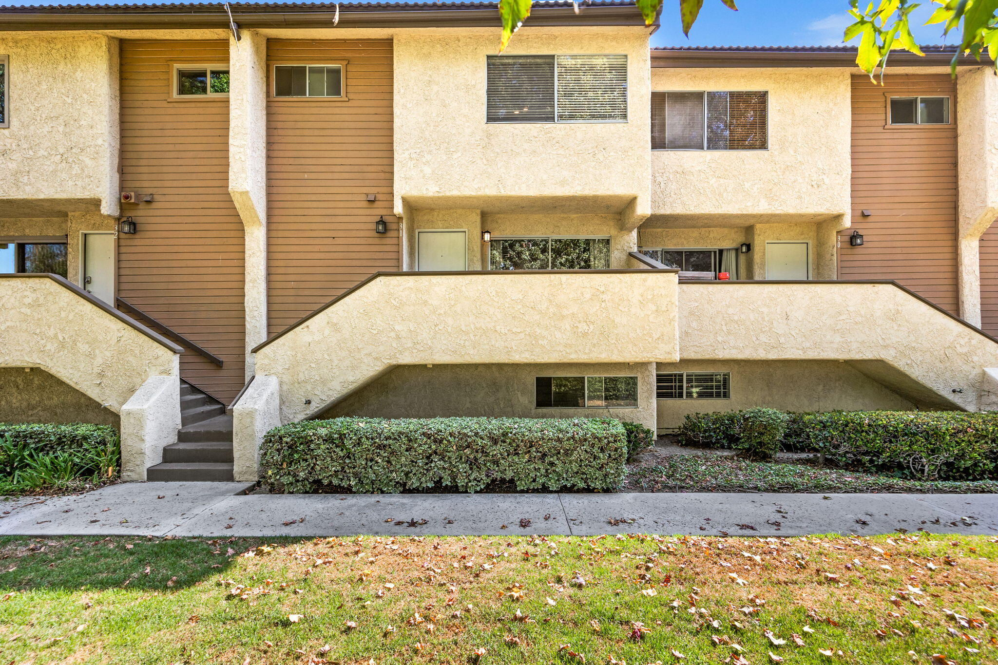 689 County Square Dr Unit: 31