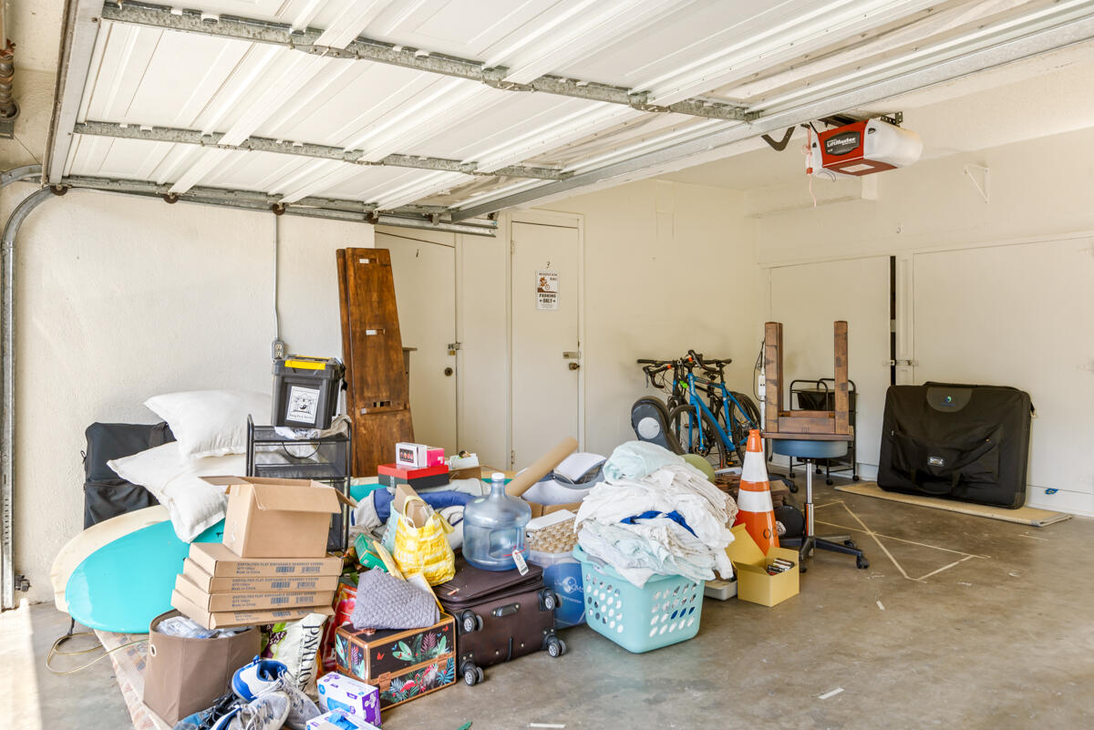 5915 Birch St Unit: 3