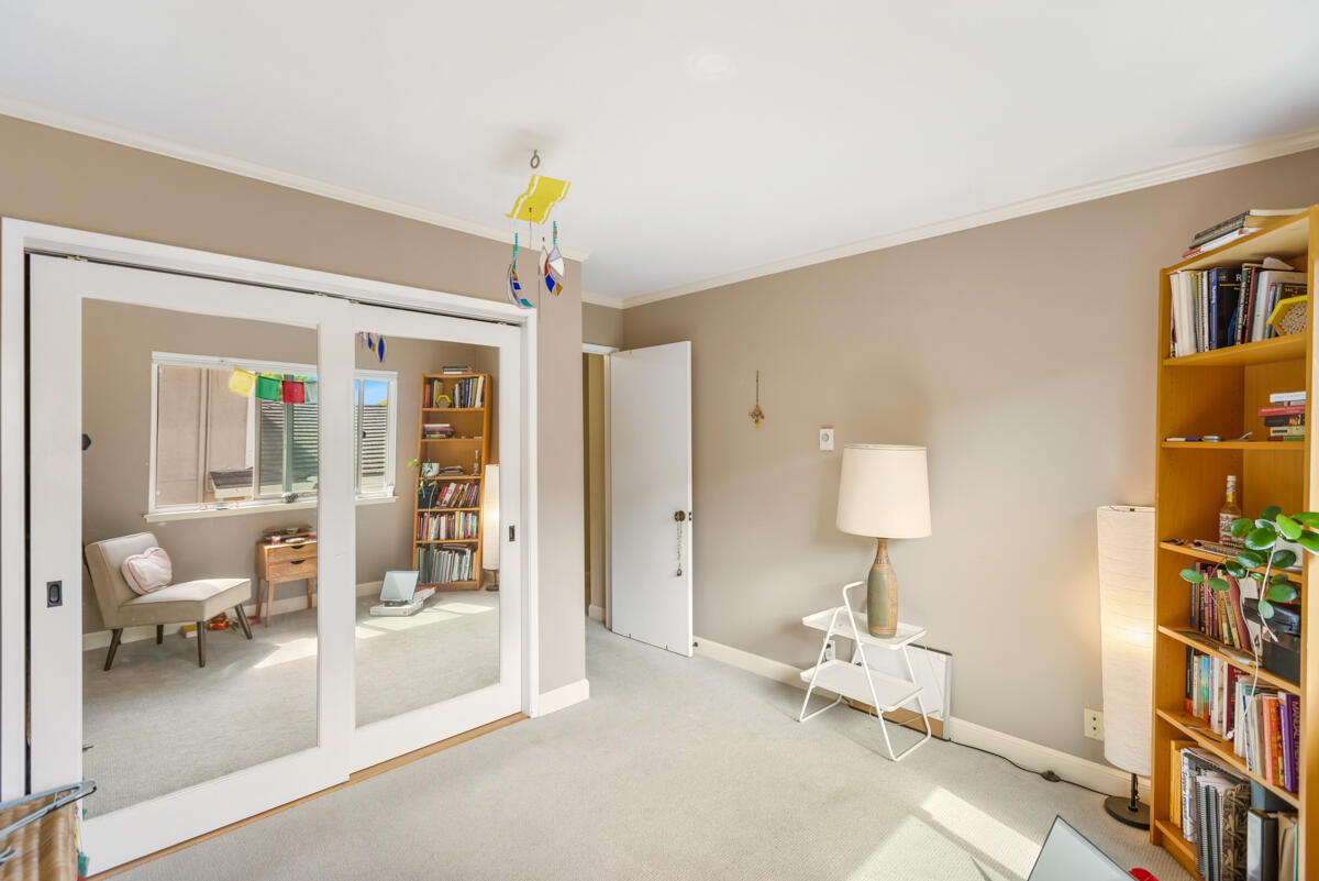 5915 Birch St Unit: 3