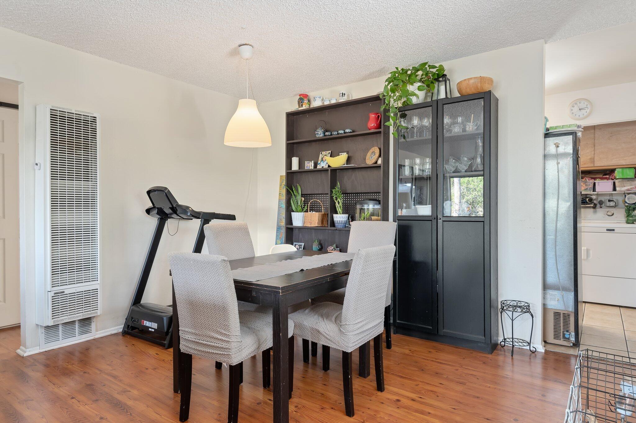 35 Romaine Dr