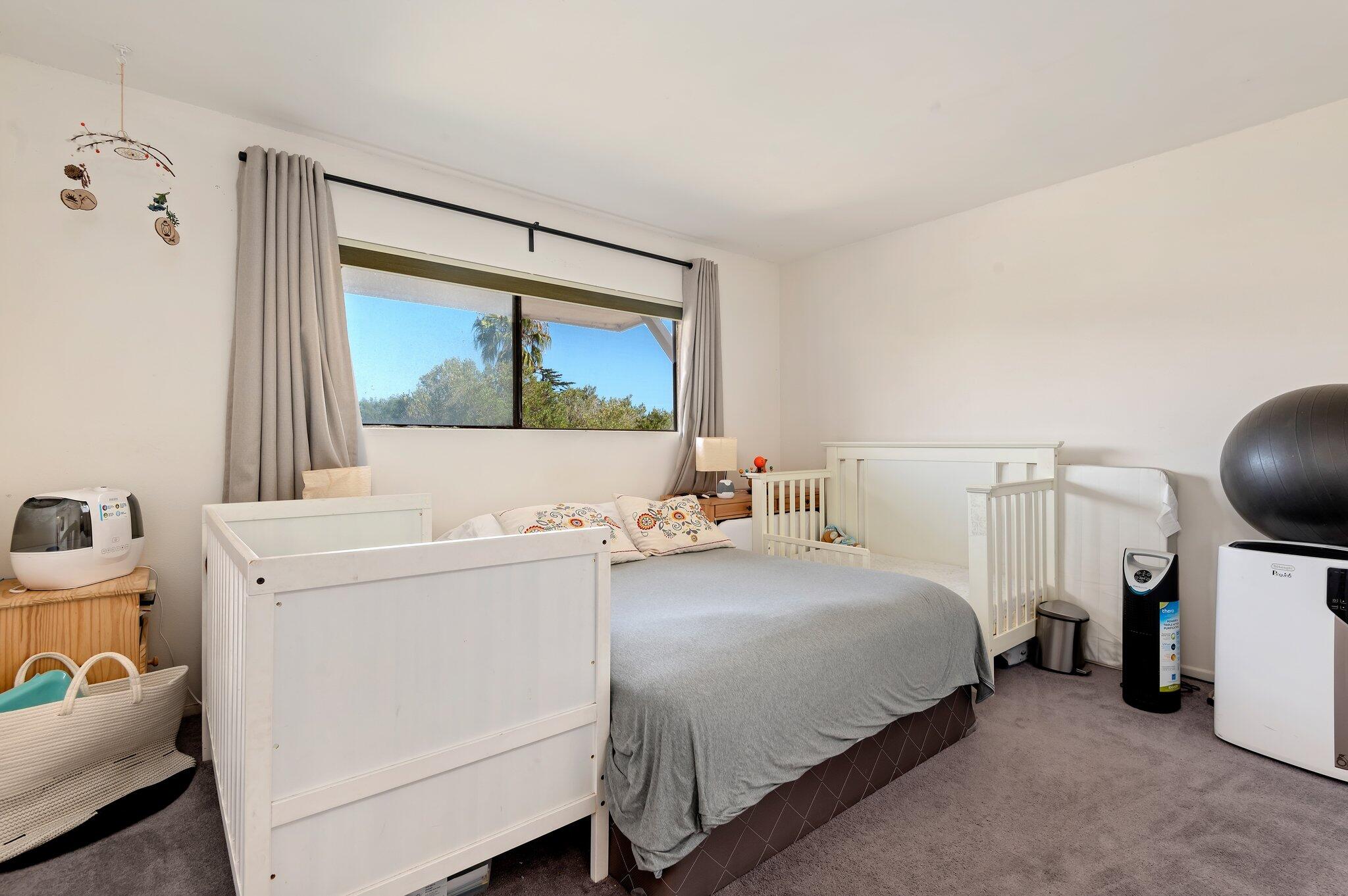35 Romaine Dr