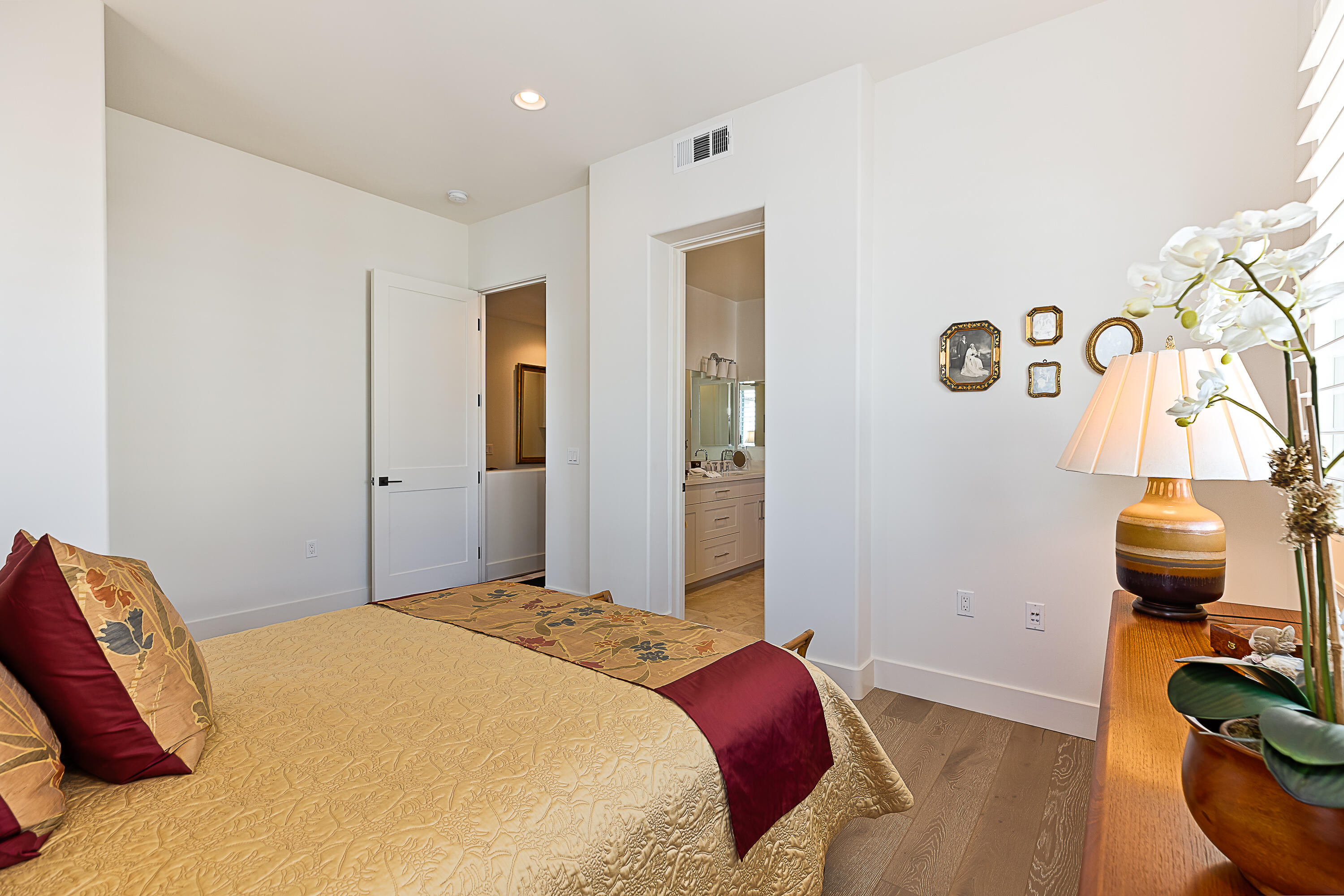 3726 State St Unit: 138