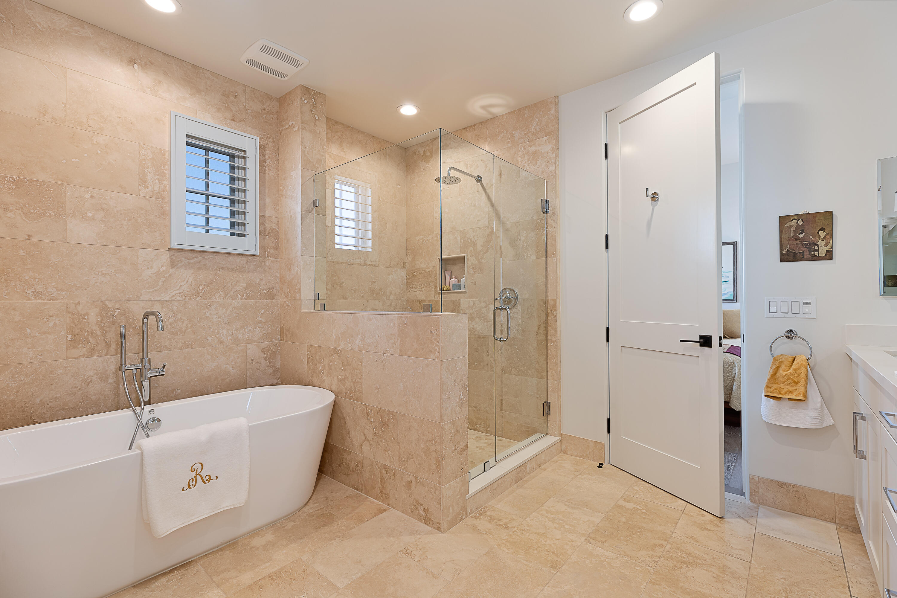 3726 State St Unit: 138