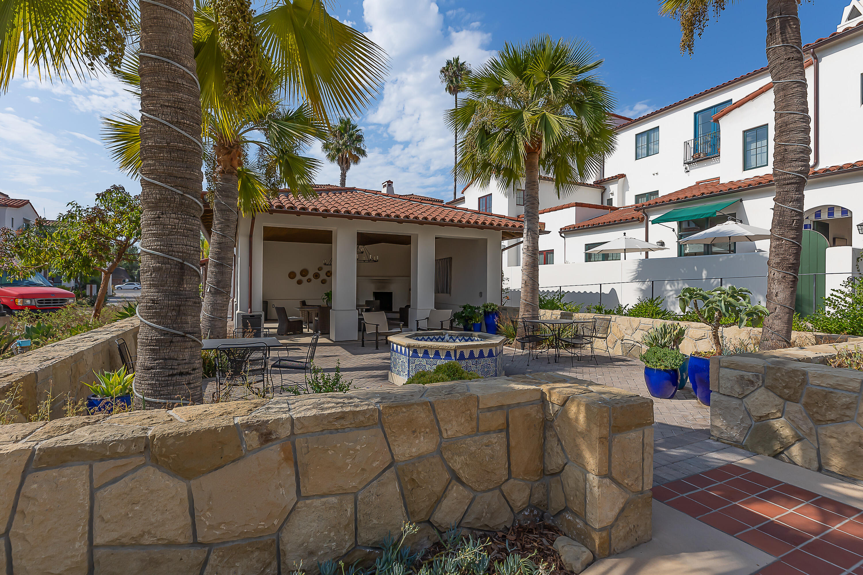 3726 State St Unit: 138