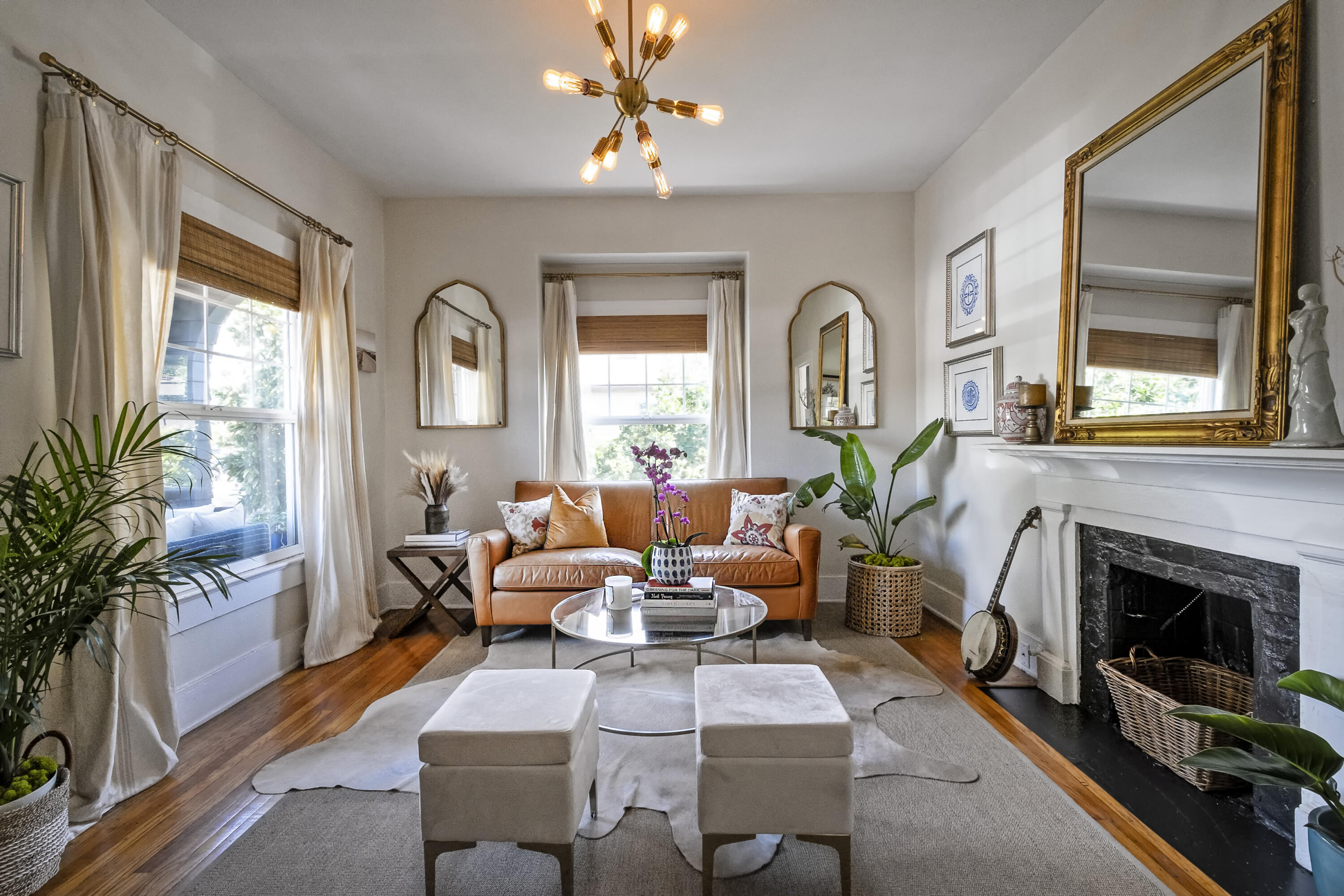 321 W Figueroa St