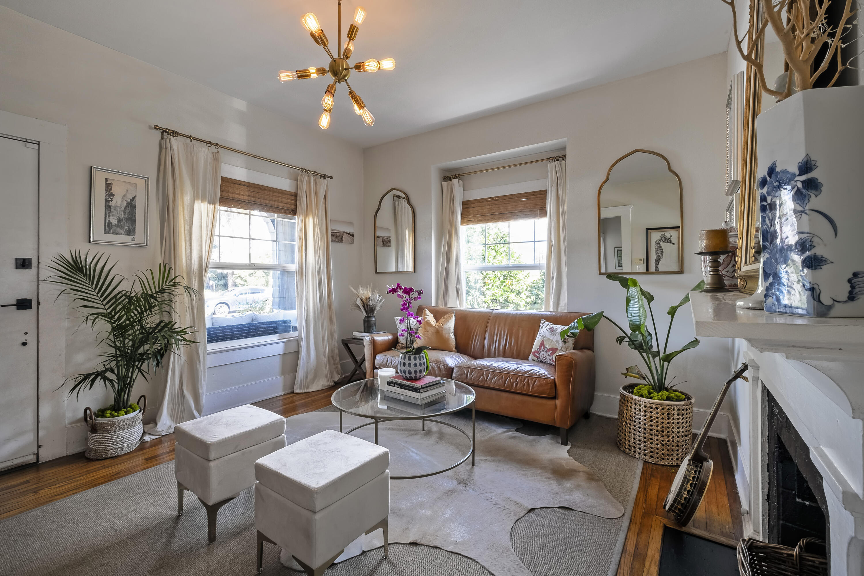 321 W Figueroa St