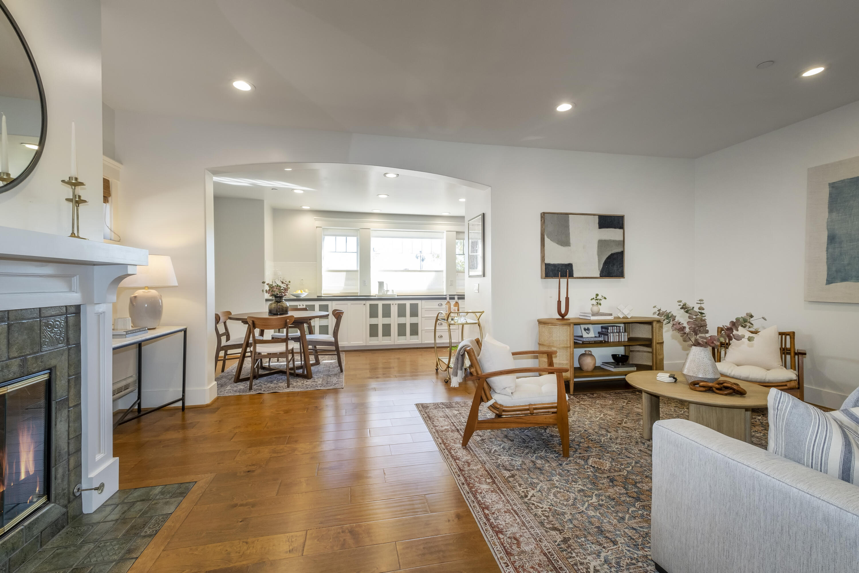 1428 Laguna St Unit: B