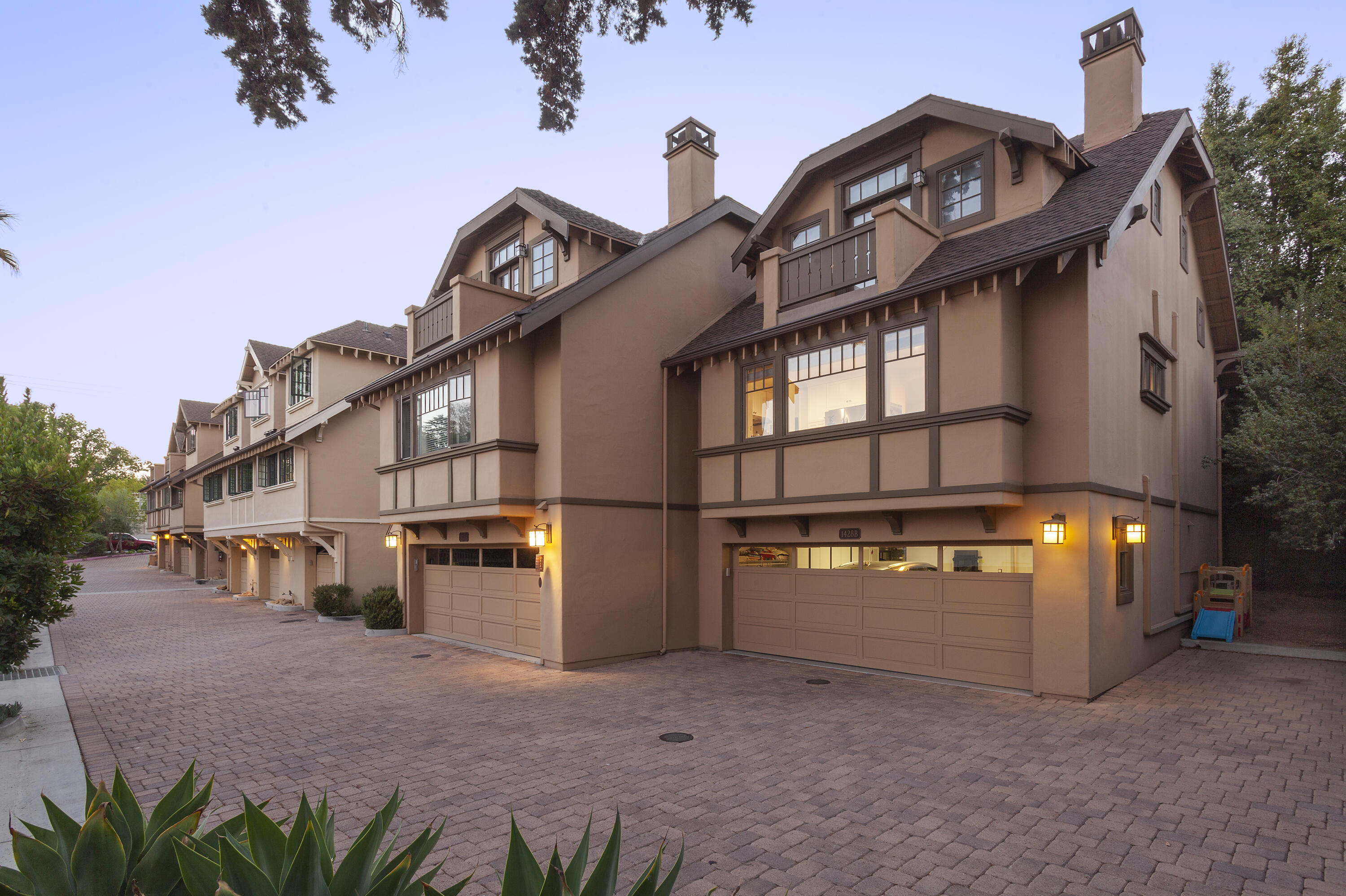 1428 Laguna St Unit: B