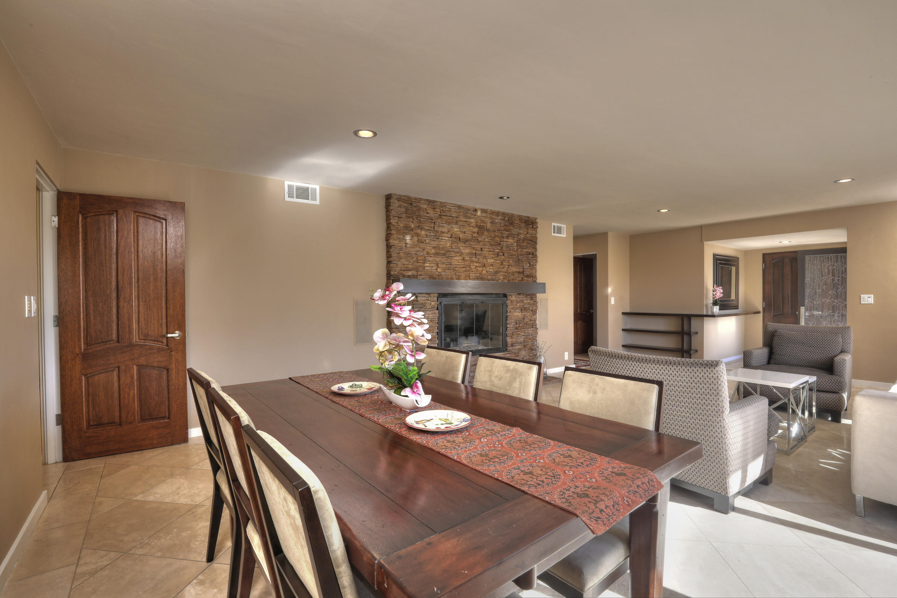 444 Stanley Dr
